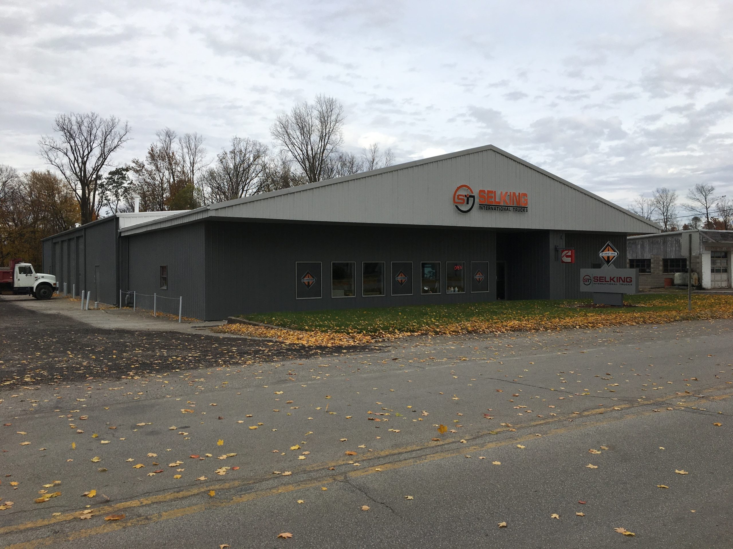 Lagrange Selking International Trucks Fort Wayne Indiana