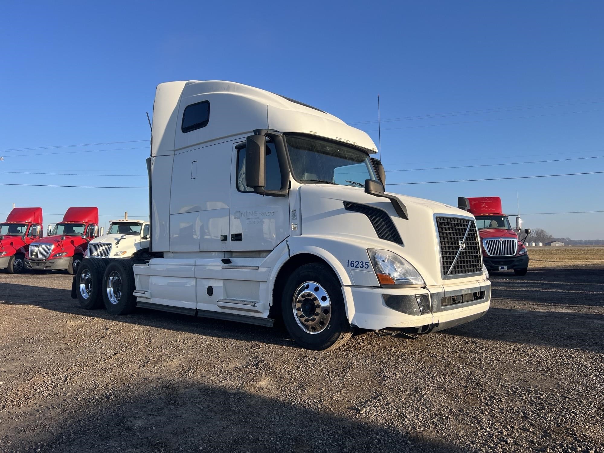 2016 VOLVO VNL64T630 - Selking International | Trucks, Service, and ...