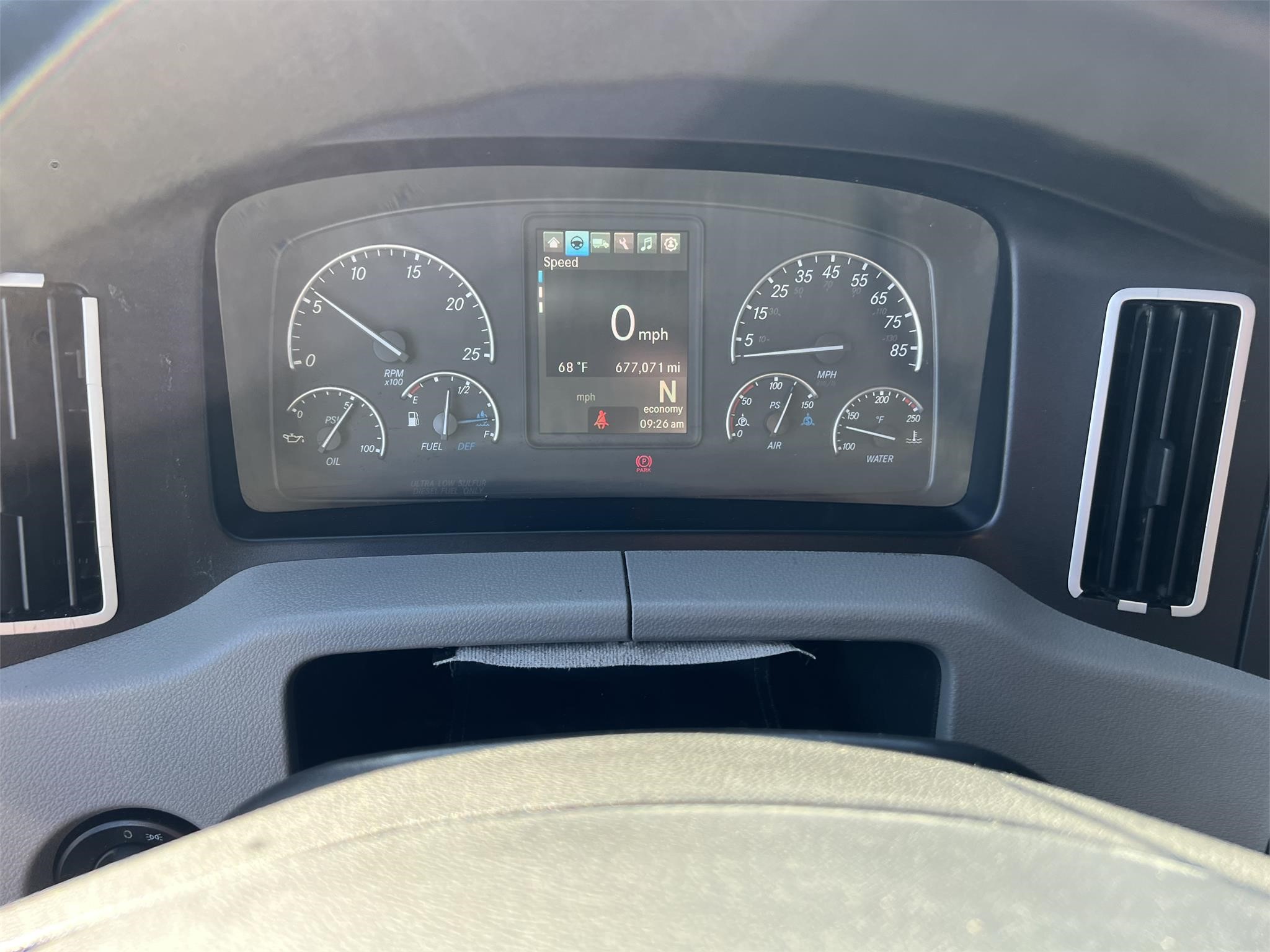 2018 FREIGHTLINER CASCADIA 126 - image 6 of 6