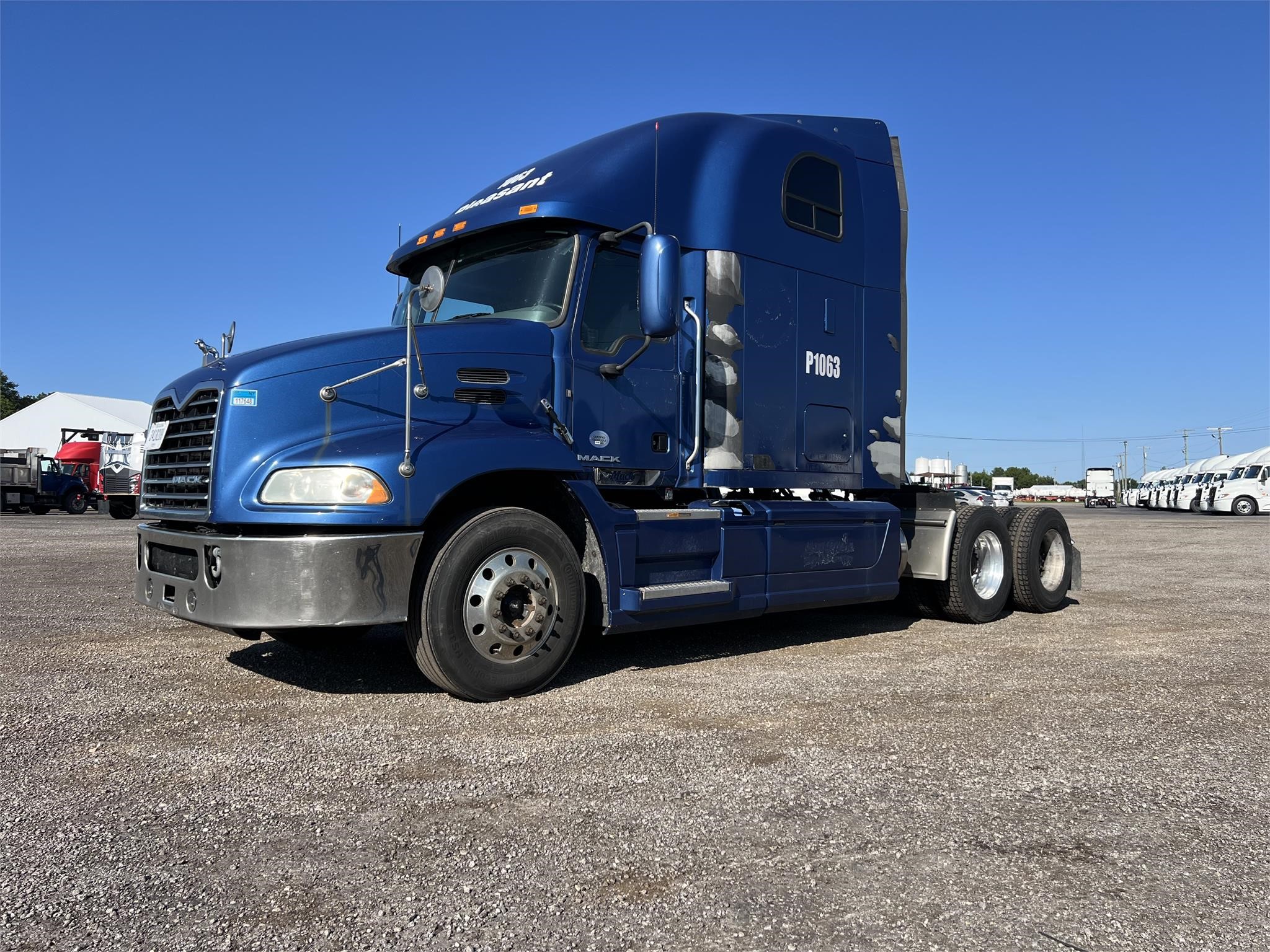 2016 MACK PINNACLE CXU613 - Selking International | Trucks, Service ...