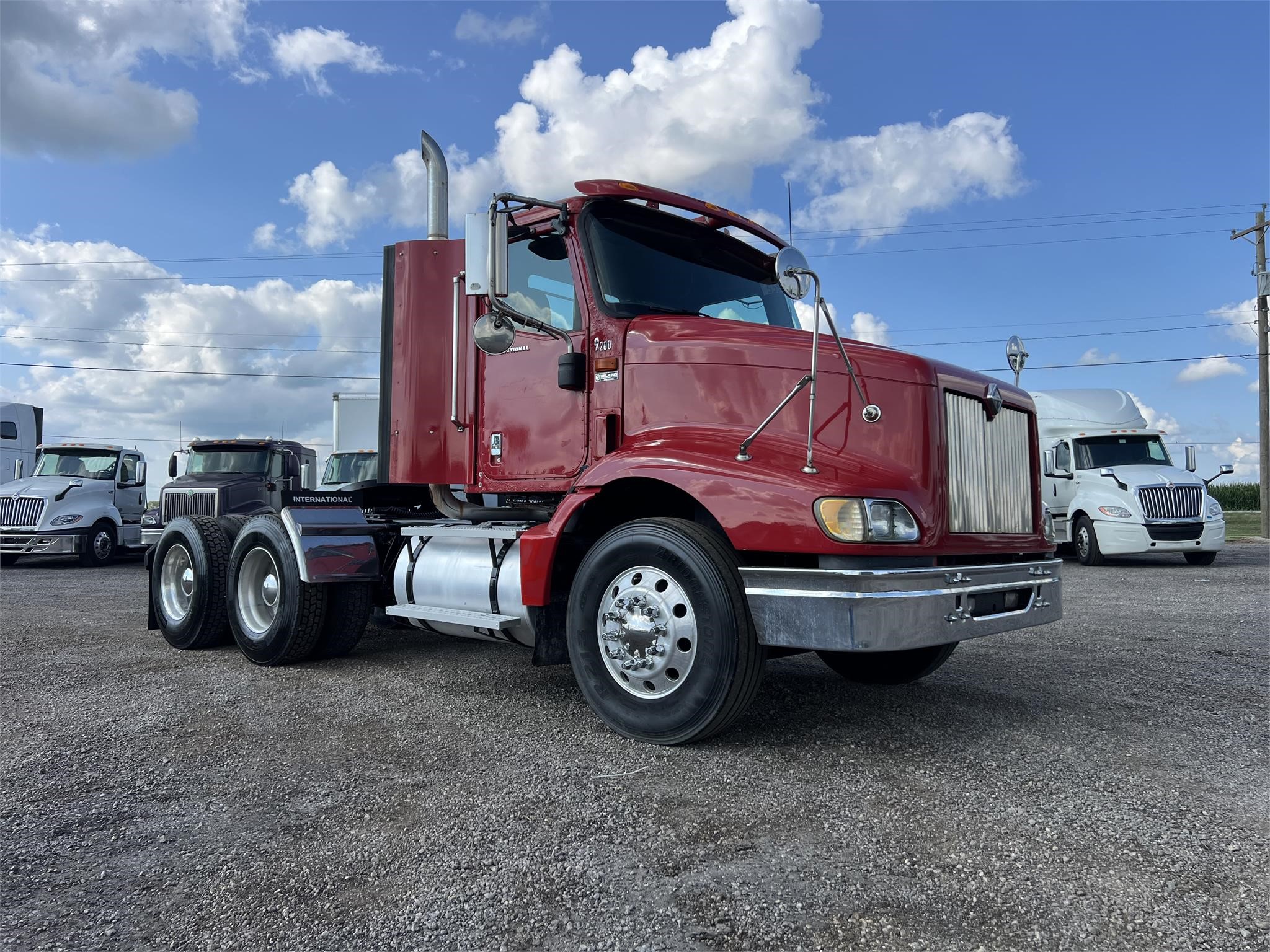 2005 INTERNATIONAL 9200 - image 1 of 6