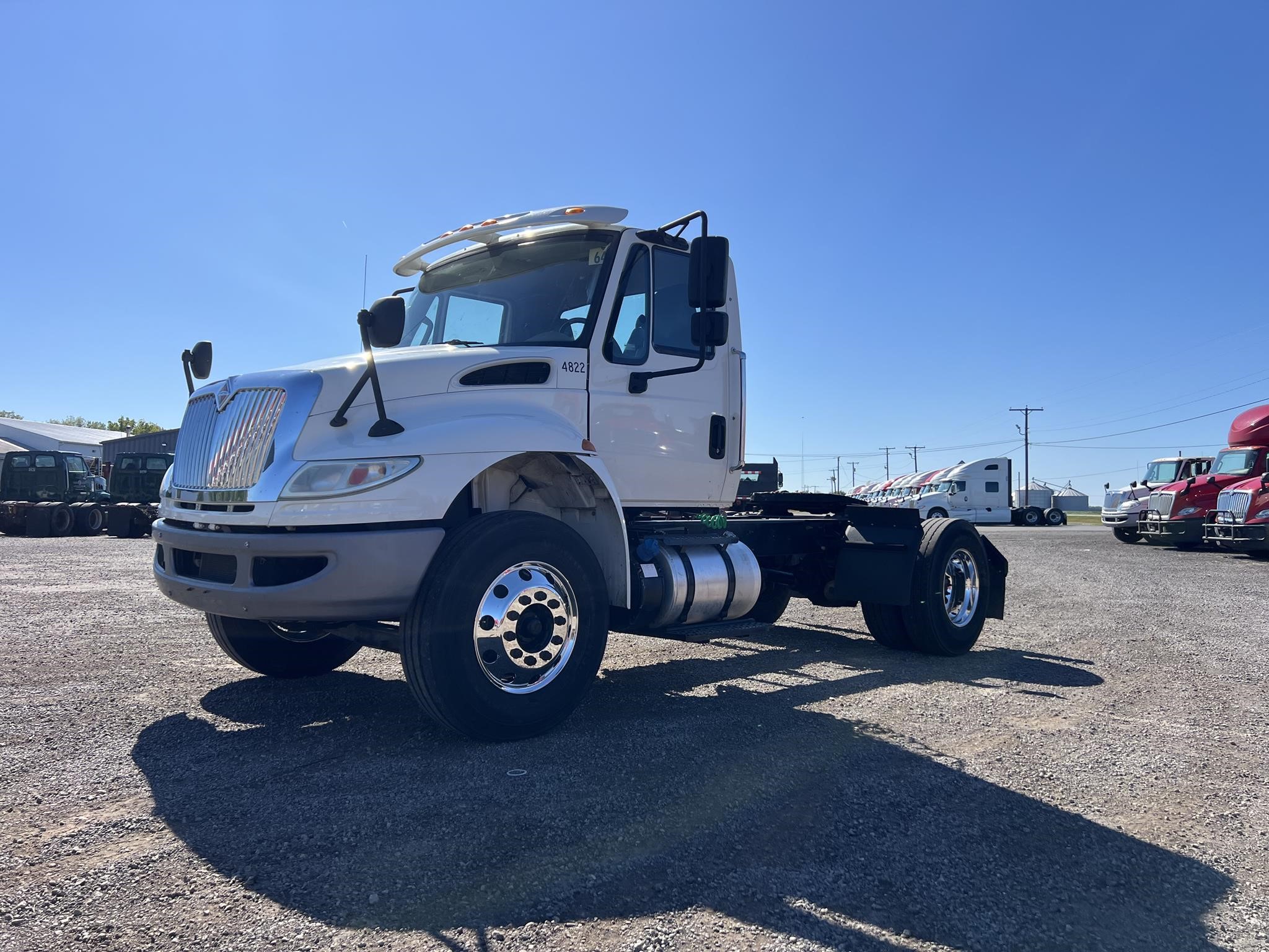 2018 INTERNATIONAL DURASTAR 4300 - image 1 of 6