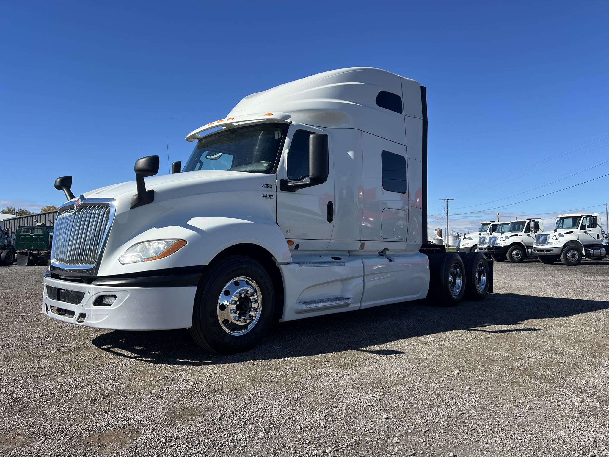 2019 INTERNATIONAL LT - image 1 of 6