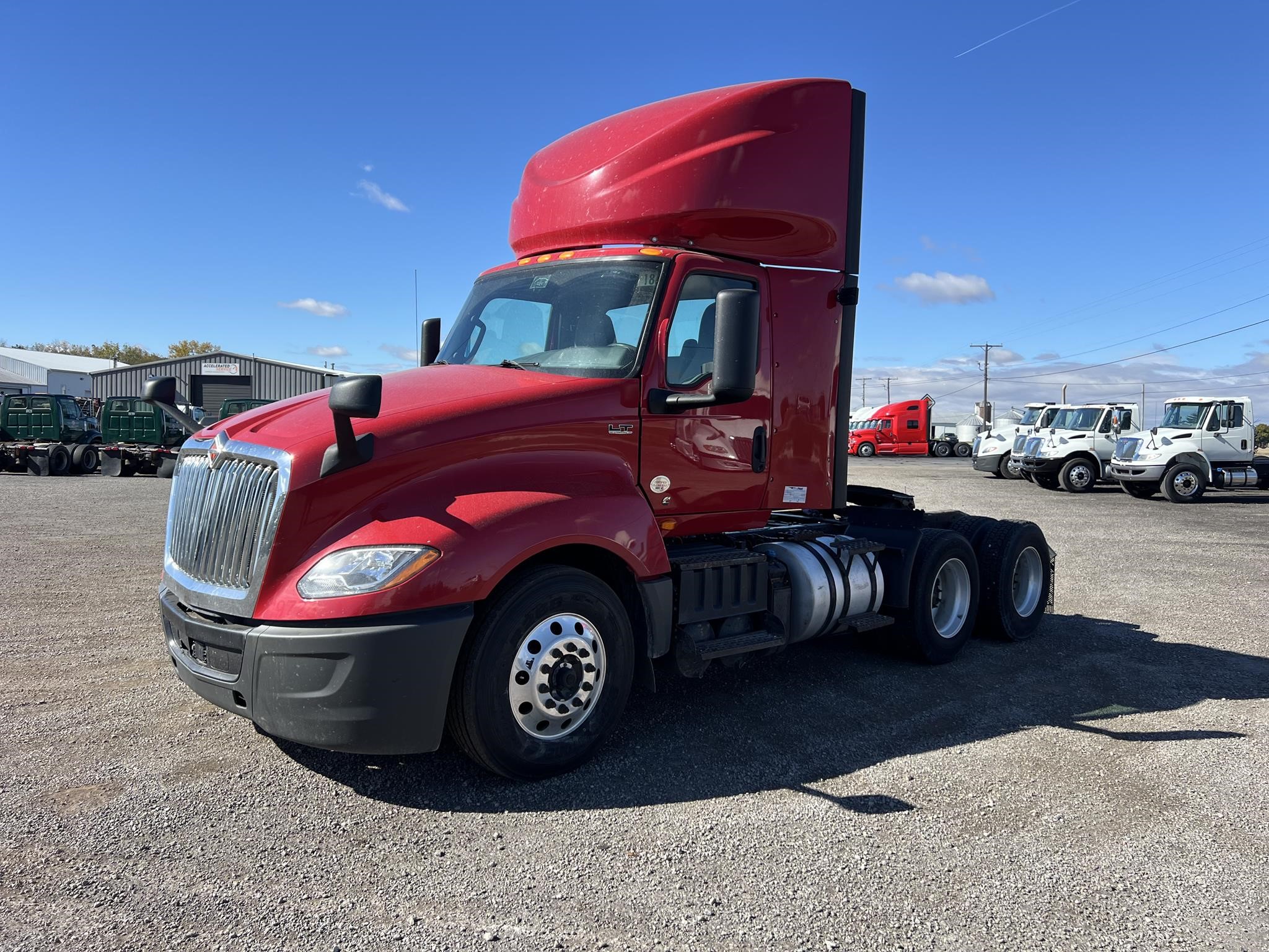 2019 INTERNATIONAL LT - image 1 of 6