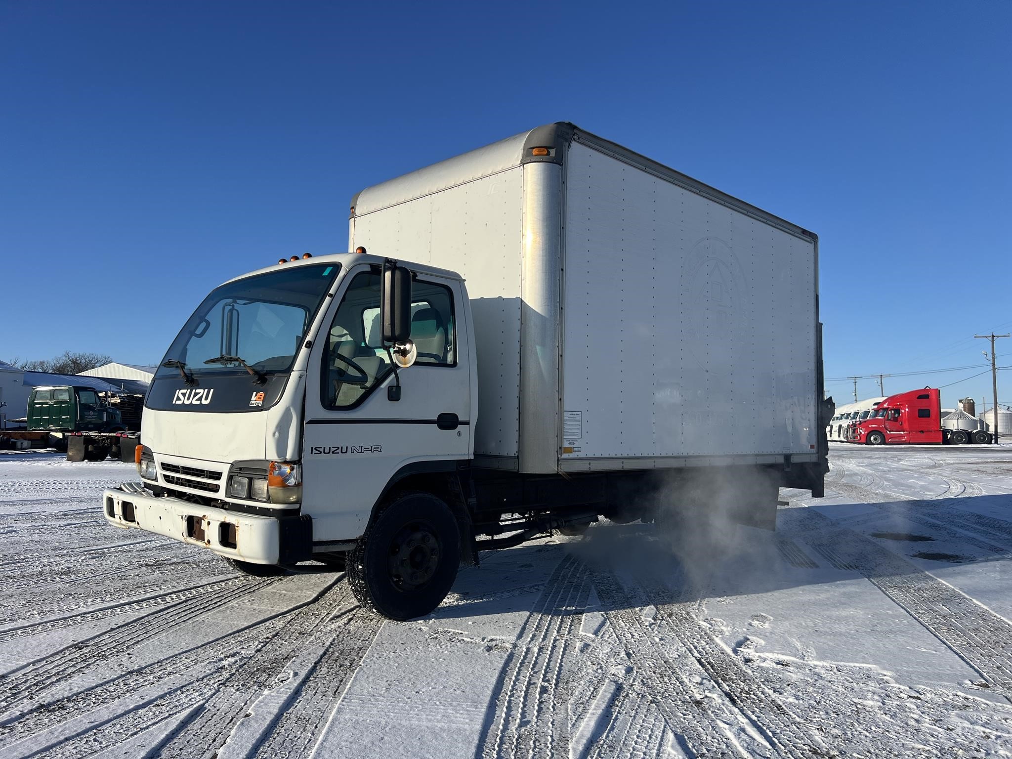 2002 ISUZU NPR - image 2 of 6