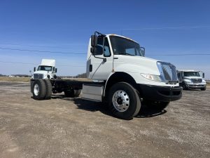 2017 INTERNATIONAL DURASTAR 4400 9046937214