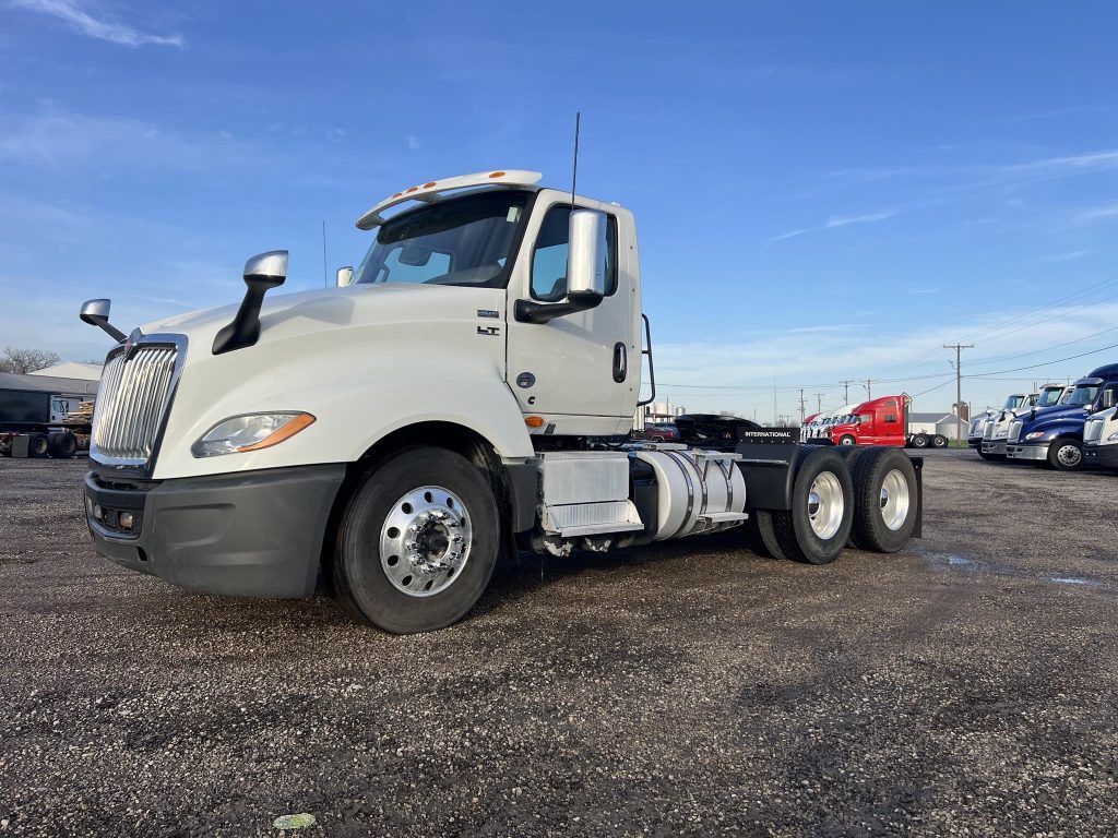 2019 INTERNATIONAL LT - Selking International | Trucks, Service