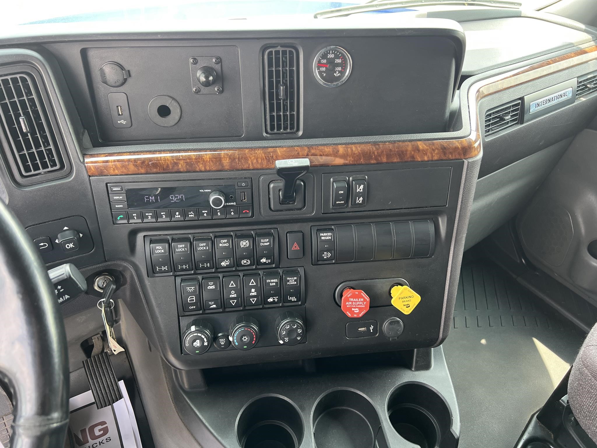 2022 INTERNATIONAL LT 9069704981 2022 INTERNATIONAL LT 9069704981