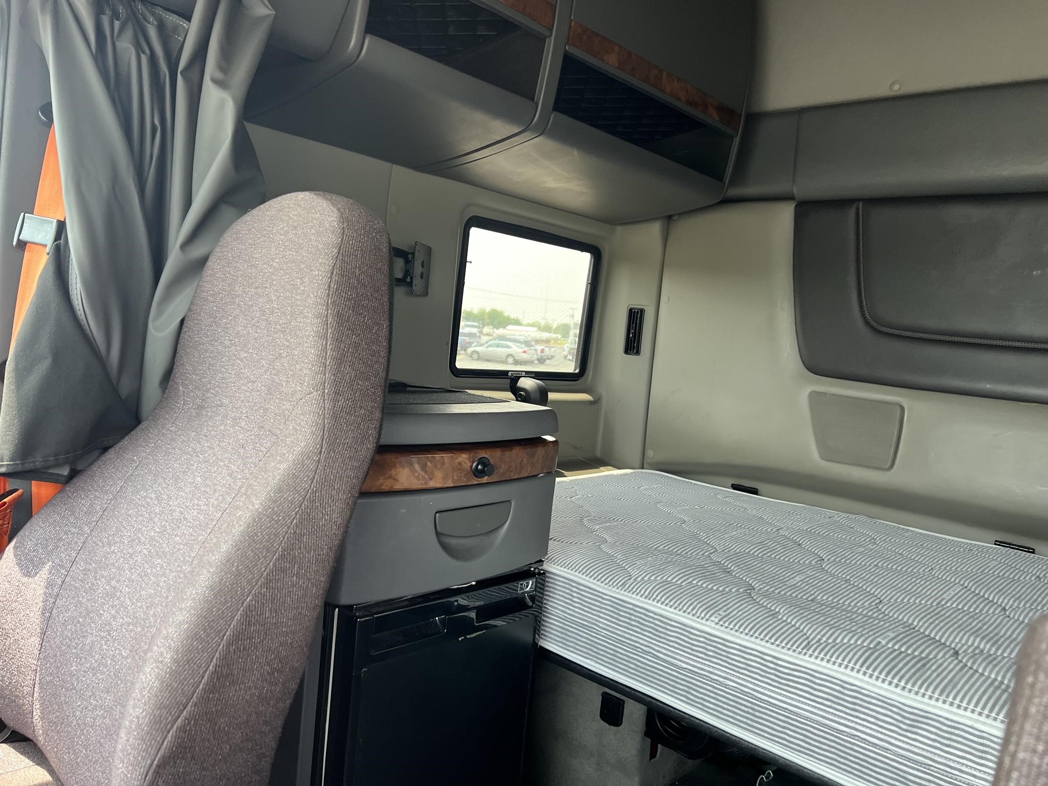 2022 INTERNATIONAL LT 9069705089 2022 INTERNATIONAL LT 9069705089