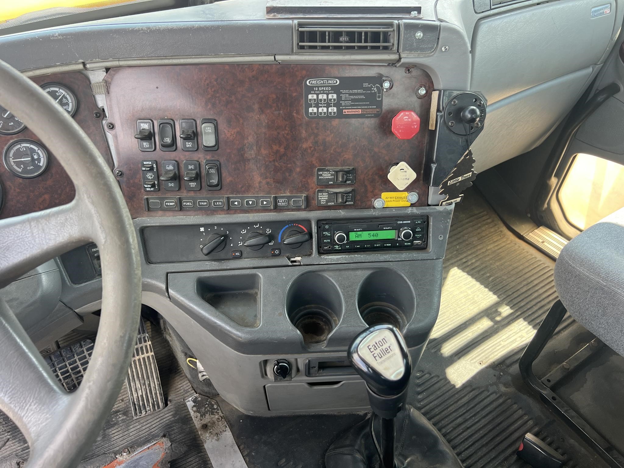 2006 FREIGHTLINER CENTURY 120 - image 6 of 6