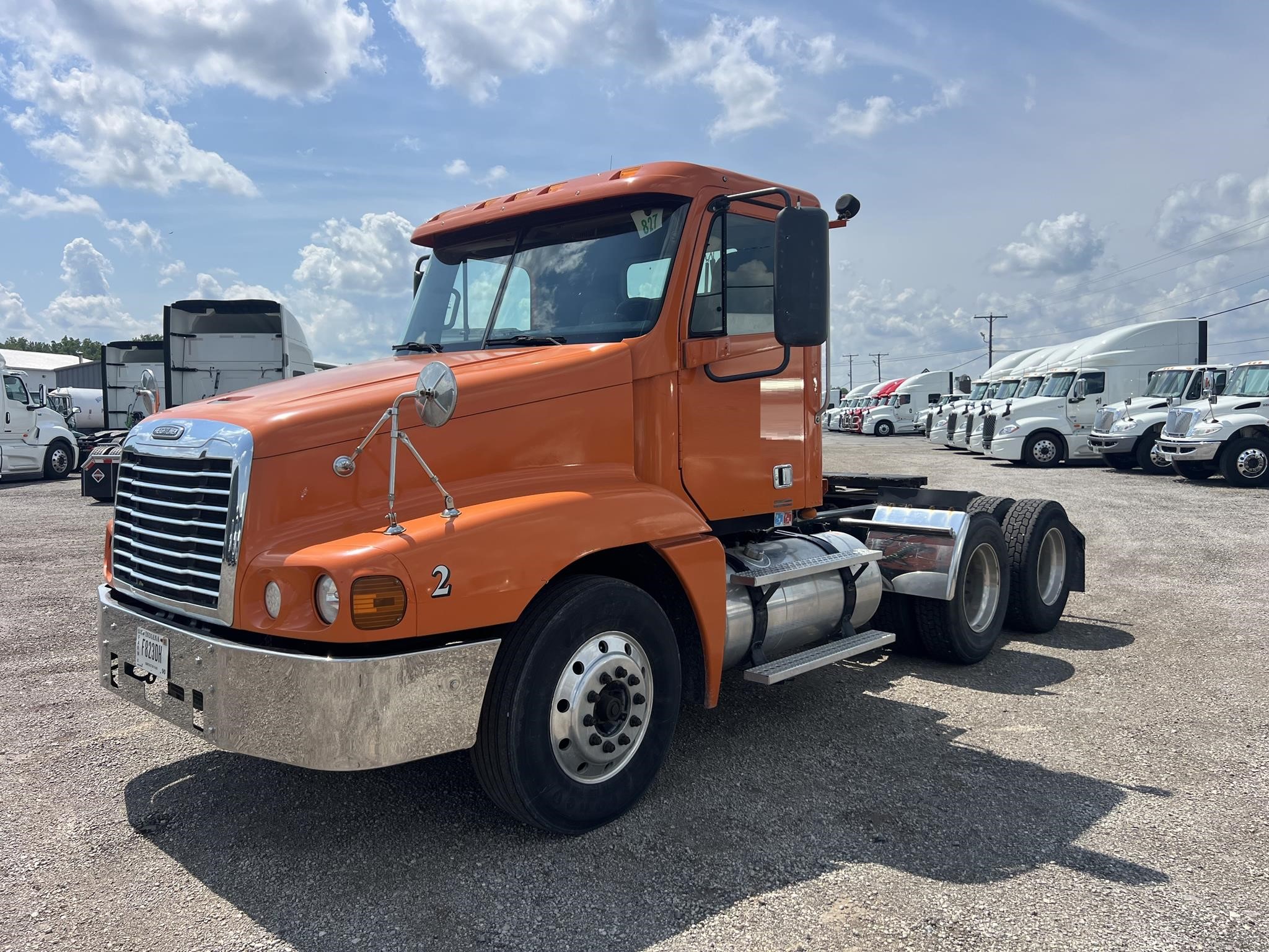 2006 FREIGHTLINER CENTURY 120 - image 1 of 6