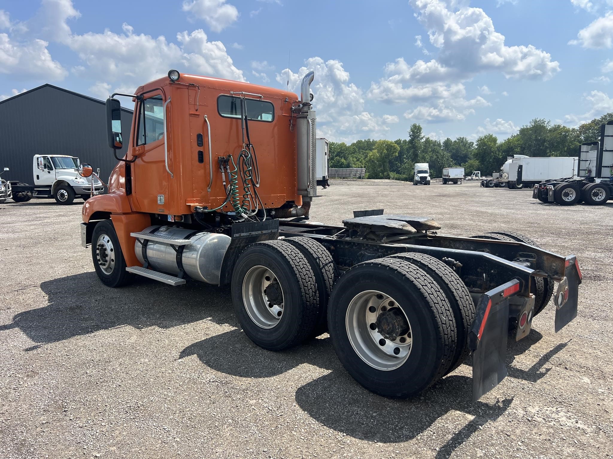2006 FREIGHTLINER CENTURY 120 - image 4 of 6