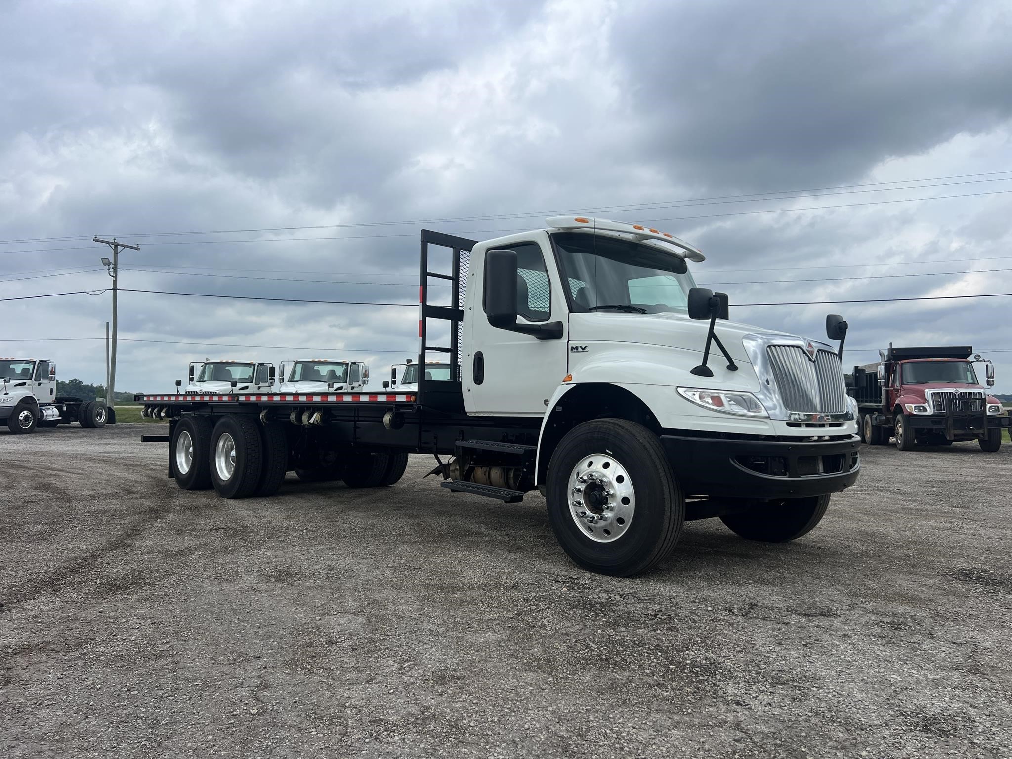2021 INTERNATIONAL MV - image 1 of 6