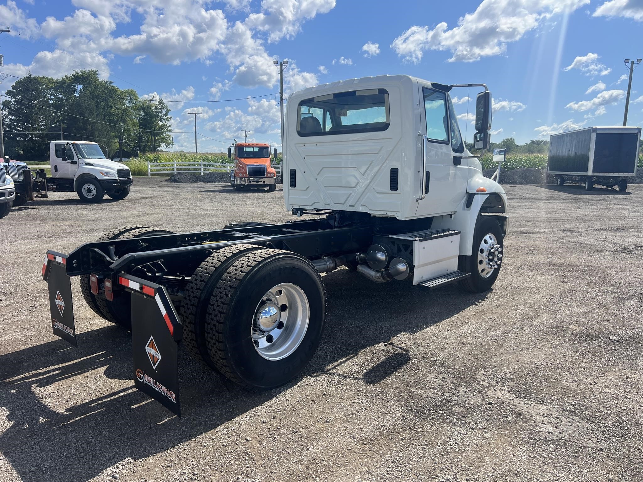 2015 INTERNATIONAL DURASTAR 4300 - image 3 of 6