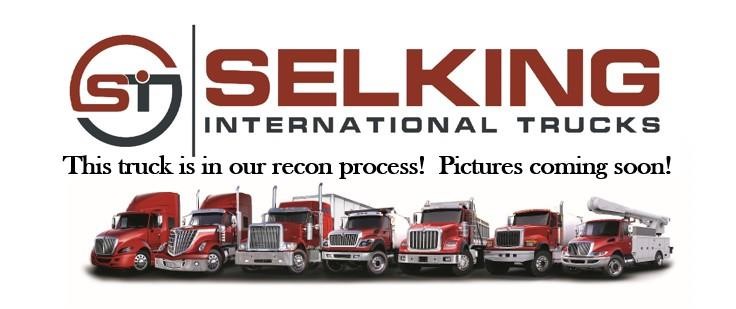 2001 INTERNATIONAL 9900 - image 1 of 2