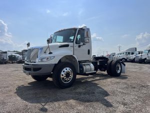 2019 INTERNATIONAL DURASTAR 4400 9075508987