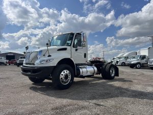 2019 INTERNATIONAL DURASTAR 4400 10011056877