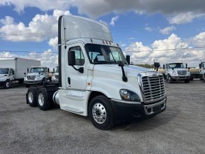 2016 FREIGHTLINER CASCADIA 125 10011057501