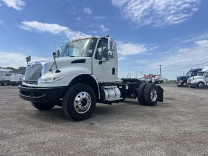 2019 INTERNATIONAL DURASTAR 4400 10011058207