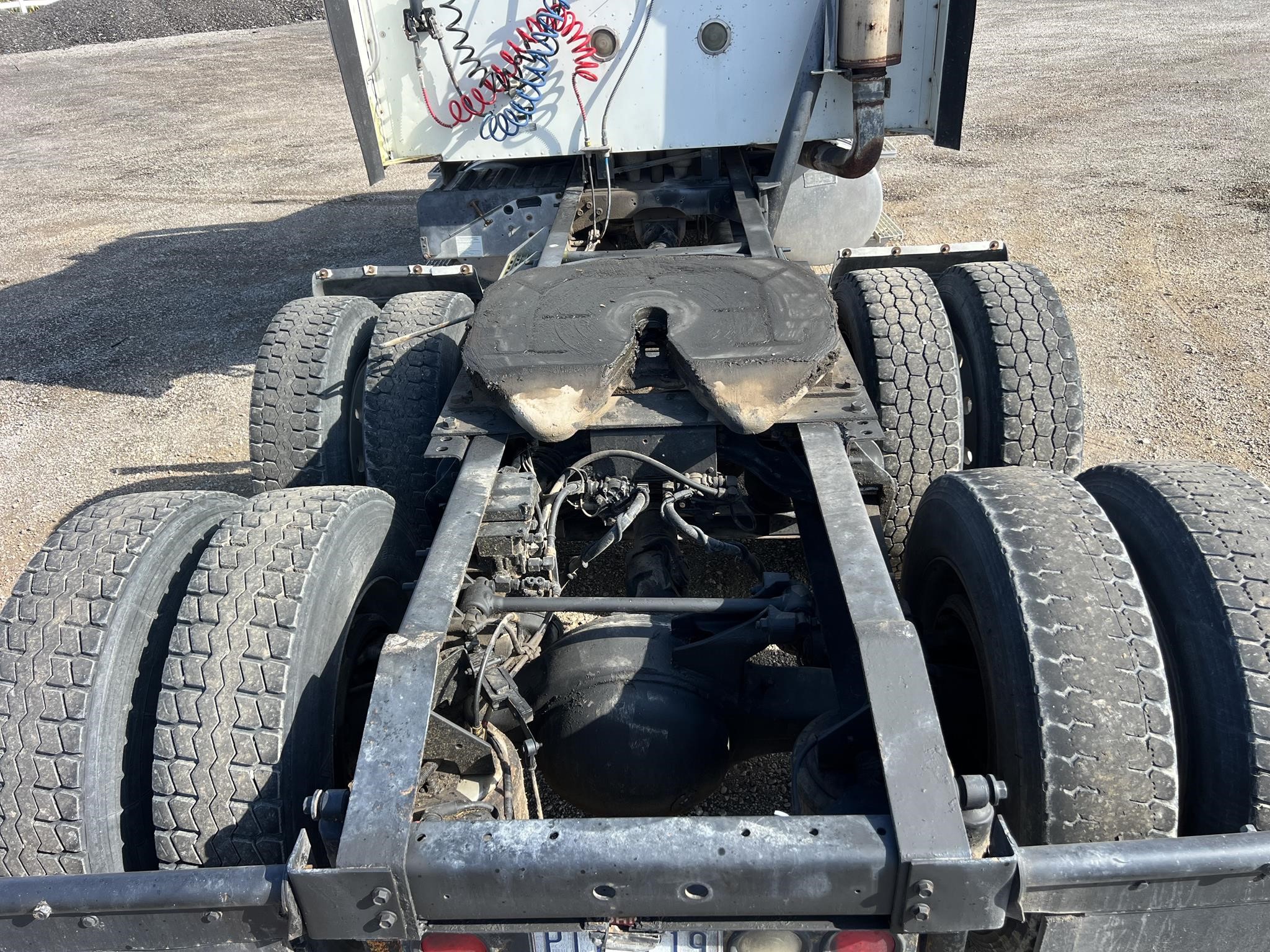 1997 INTERNATIONAL 9200 - image 5 of 6