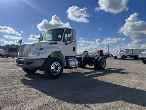2019 INTERNATIONAL DURASTAR 4400 10012950068