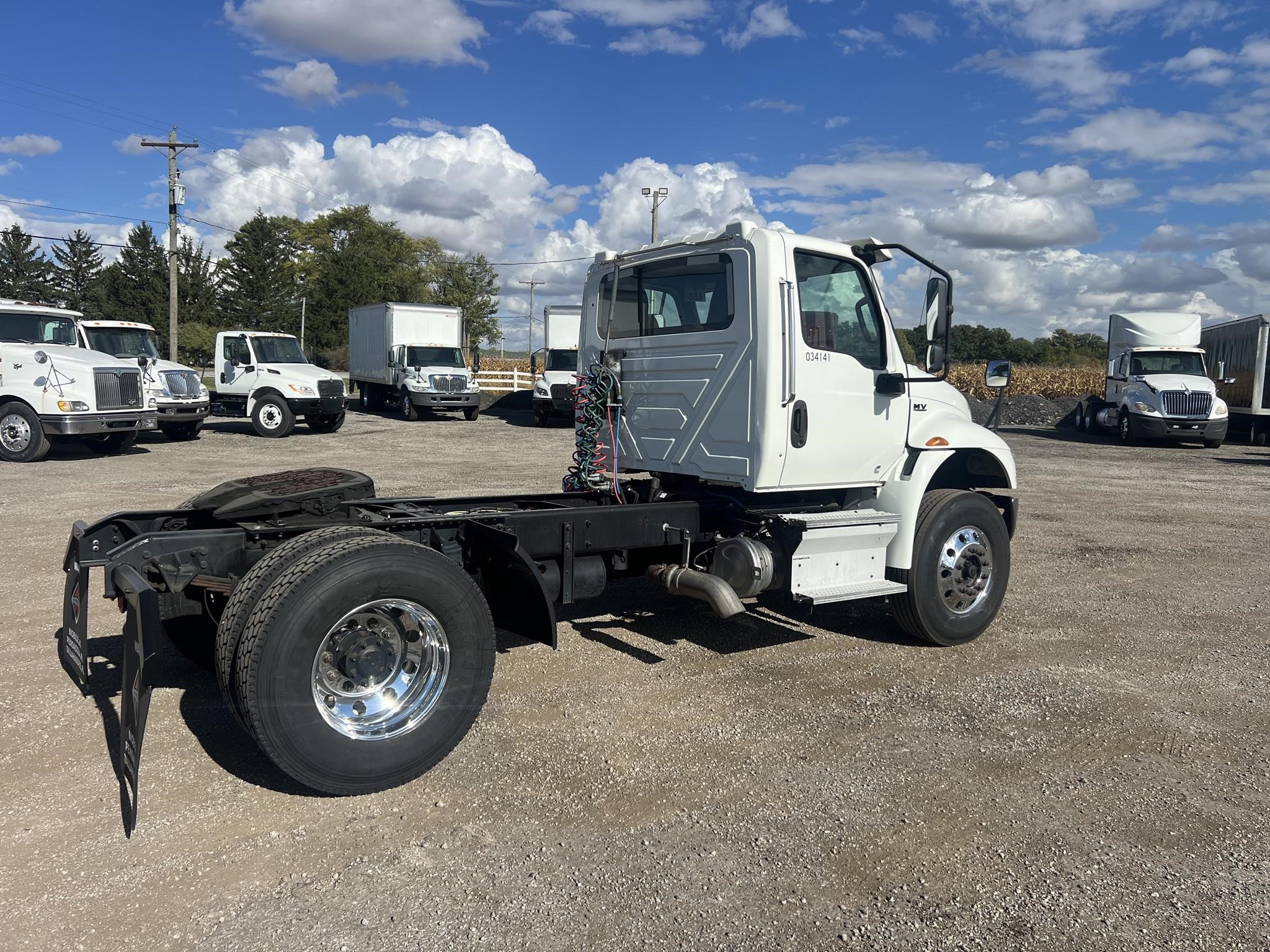 2020 INTERNATIONAL MV - image 3 of 6