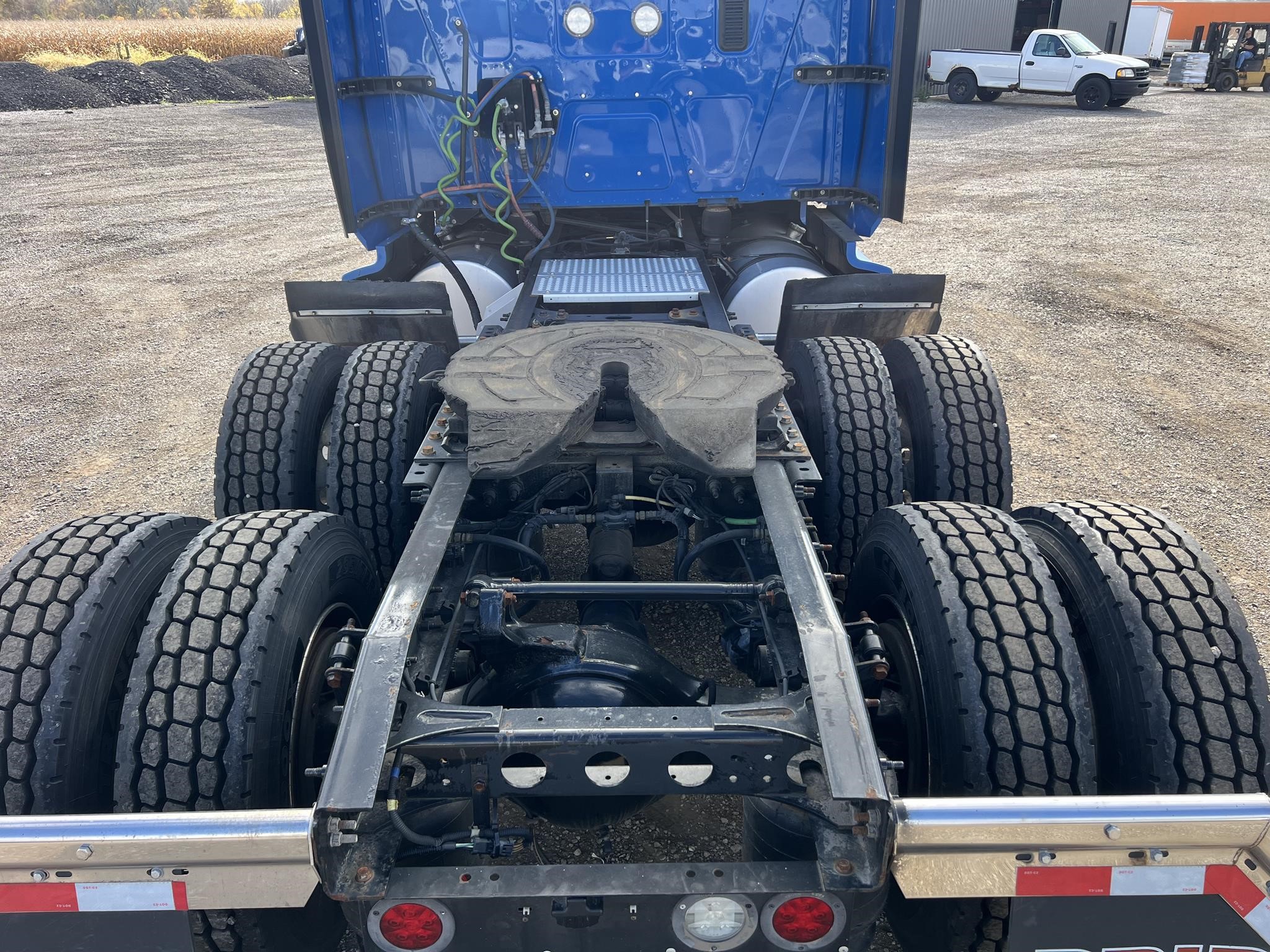 2023 INTERNATIONAL LT 2023 INTERNATIONAL LT - image 4 of 6