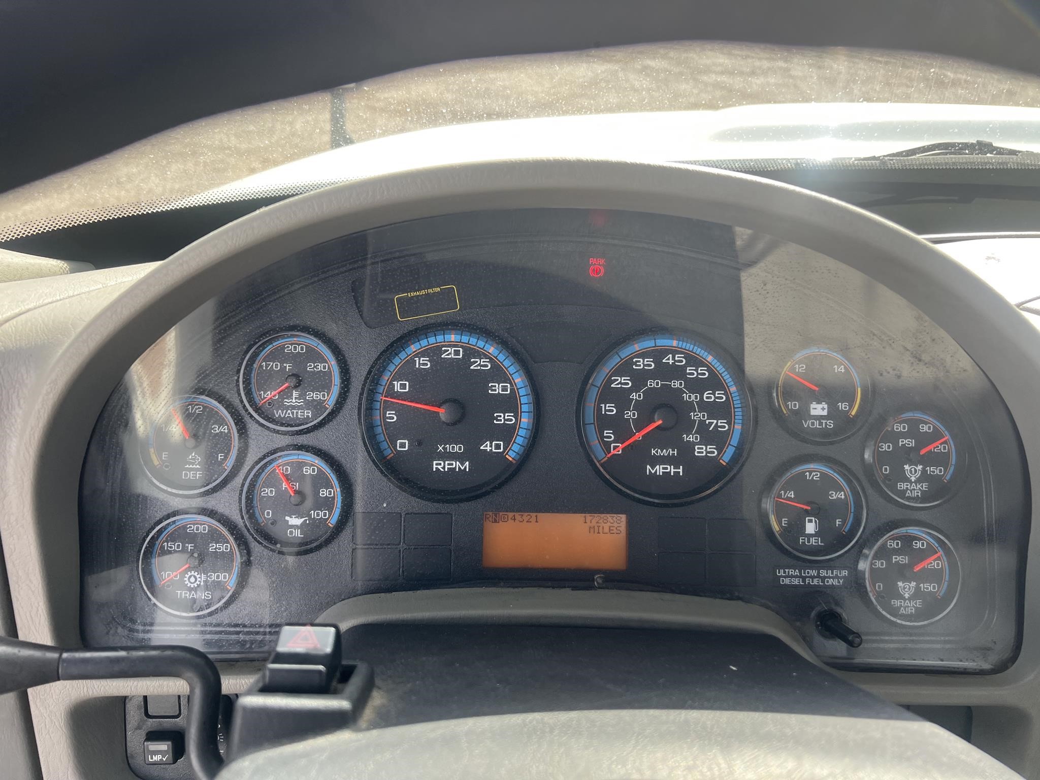 2018 INTERNATIONAL DURASTAR 4300 2018 INTERNATIONAL DURASTAR 4300 - image 3 of 6