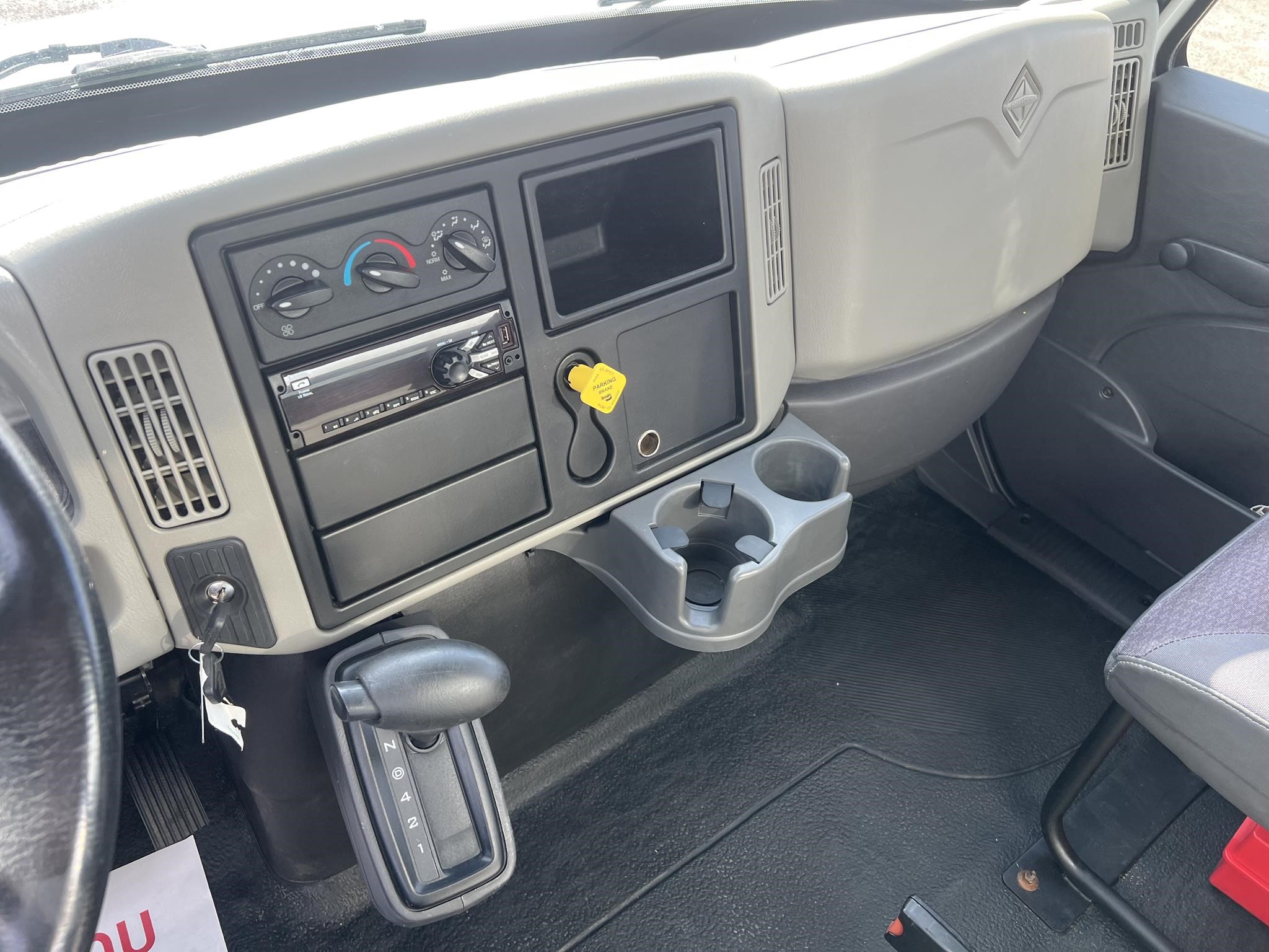 2018 INTERNATIONAL DURASTAR 4300 10015938806 2018 INTERNATIONAL DURASTAR 4300 10015938806