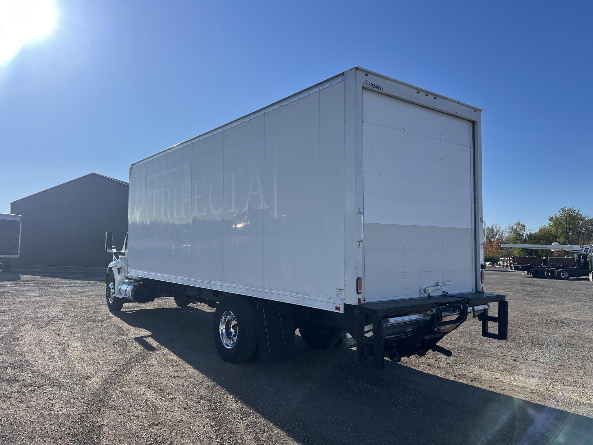 2020 INTERNATIONAL MV - image 4 of 6