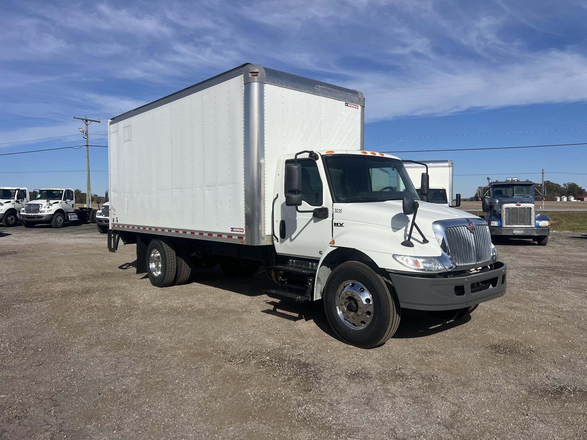 2020 INTERNATIONAL MV 2020 INTERNATIONAL MV - image 2 of 6