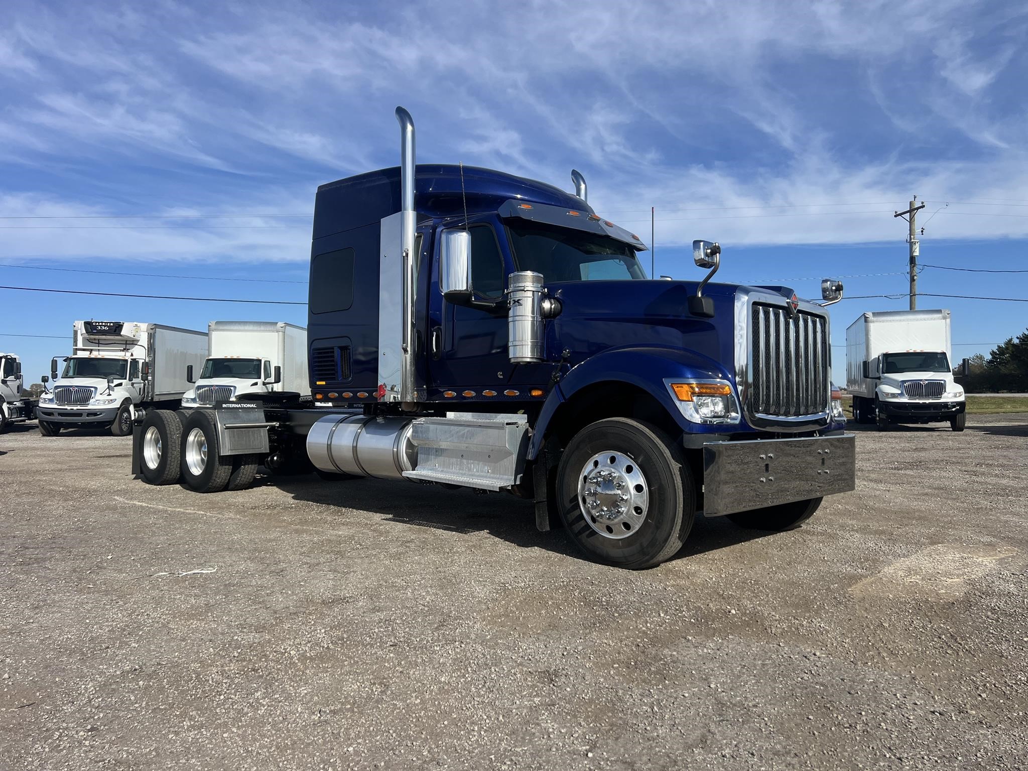 2023 INTERNATIONAL HX 2023 INTERNATIONAL HX - image 2 of 6