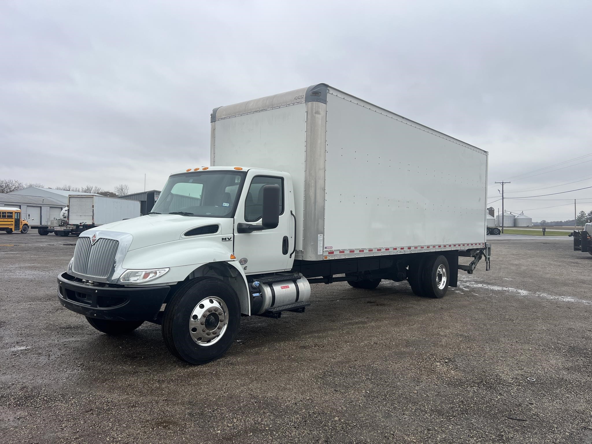 2022 INTERNATIONAL MV 2022 INTERNATIONAL MV - image 1 of 6