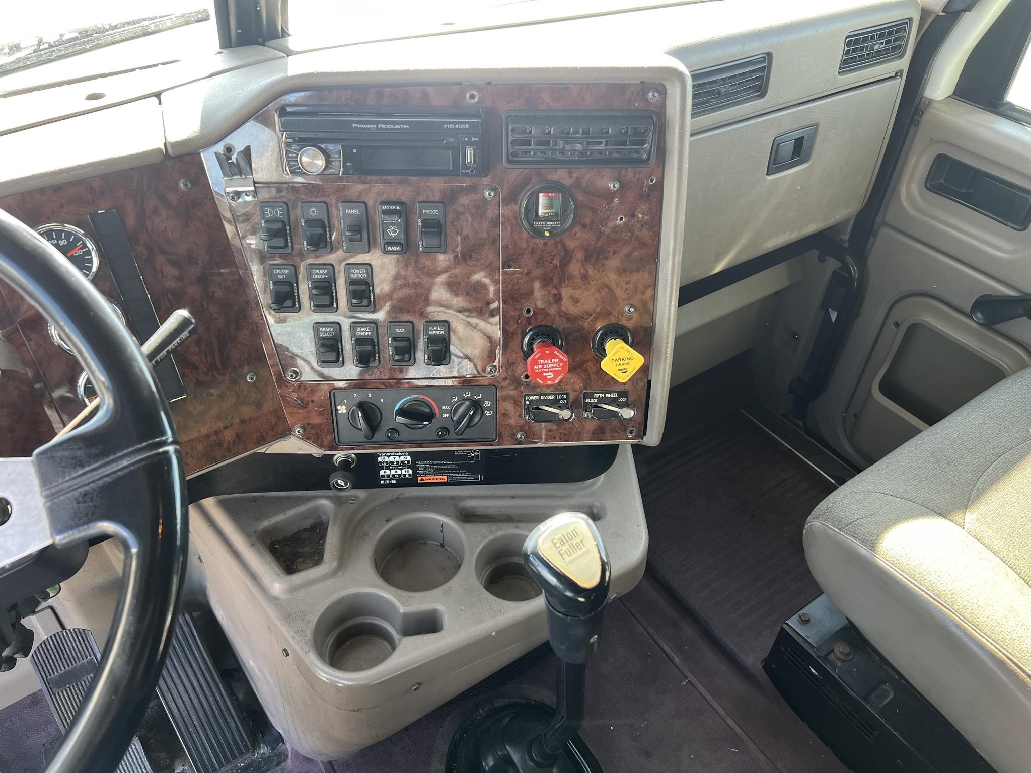 2005 INTERNATIONAL 9400 10021010802 2005 INTERNATIONAL 9400 10021010802