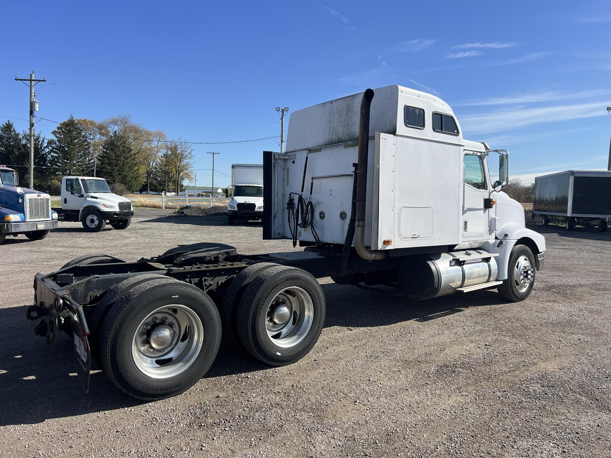 2005 INTERNATIONAL 9400 - image 3 of 6
