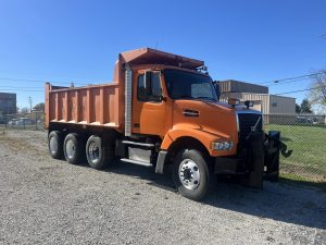 2004 VOLVO VHD64F200 10024177279