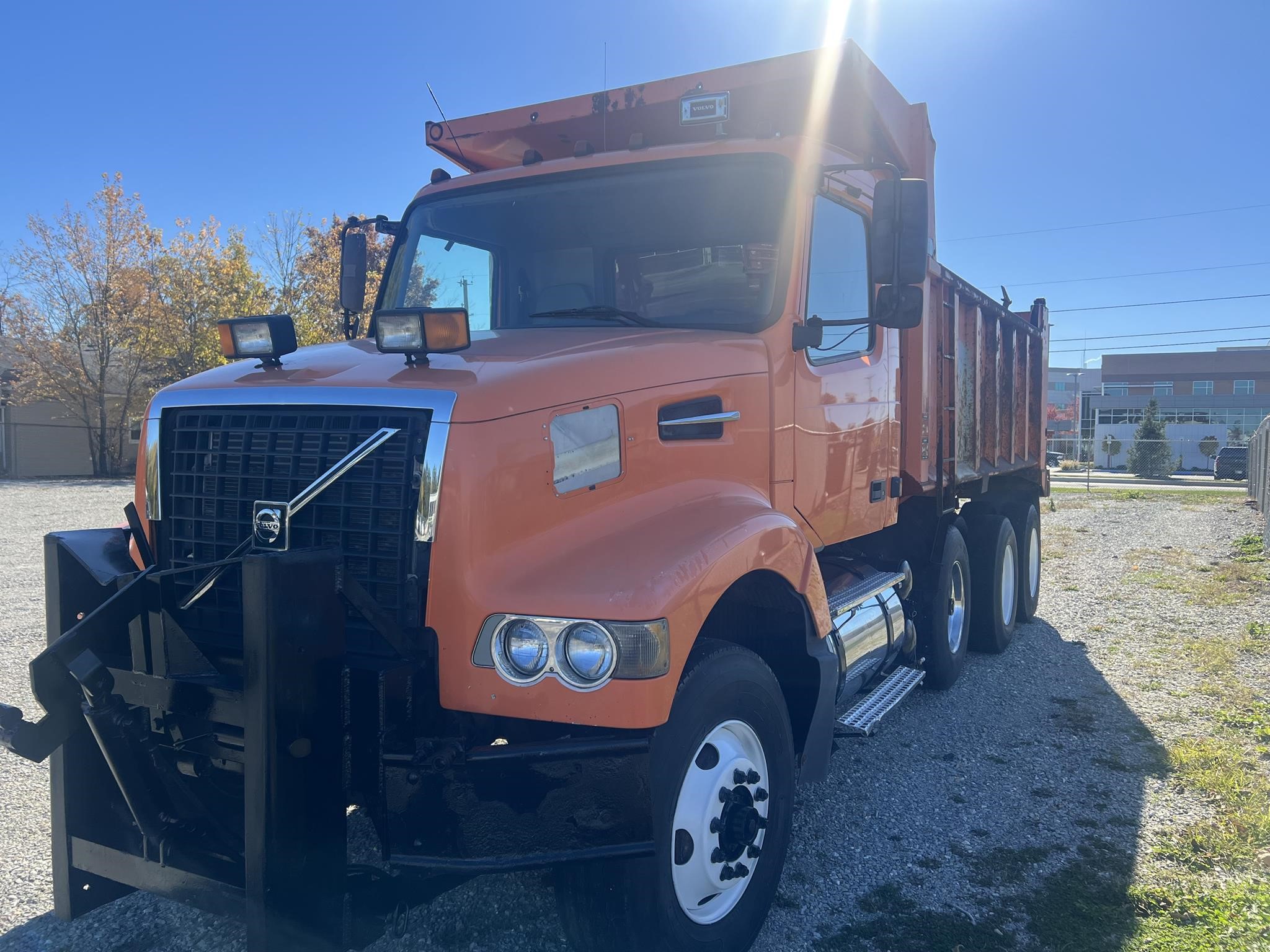 2004 VOLVO VHD64F200 10024177345 2004 VOLVO VHD64F200 10024177345