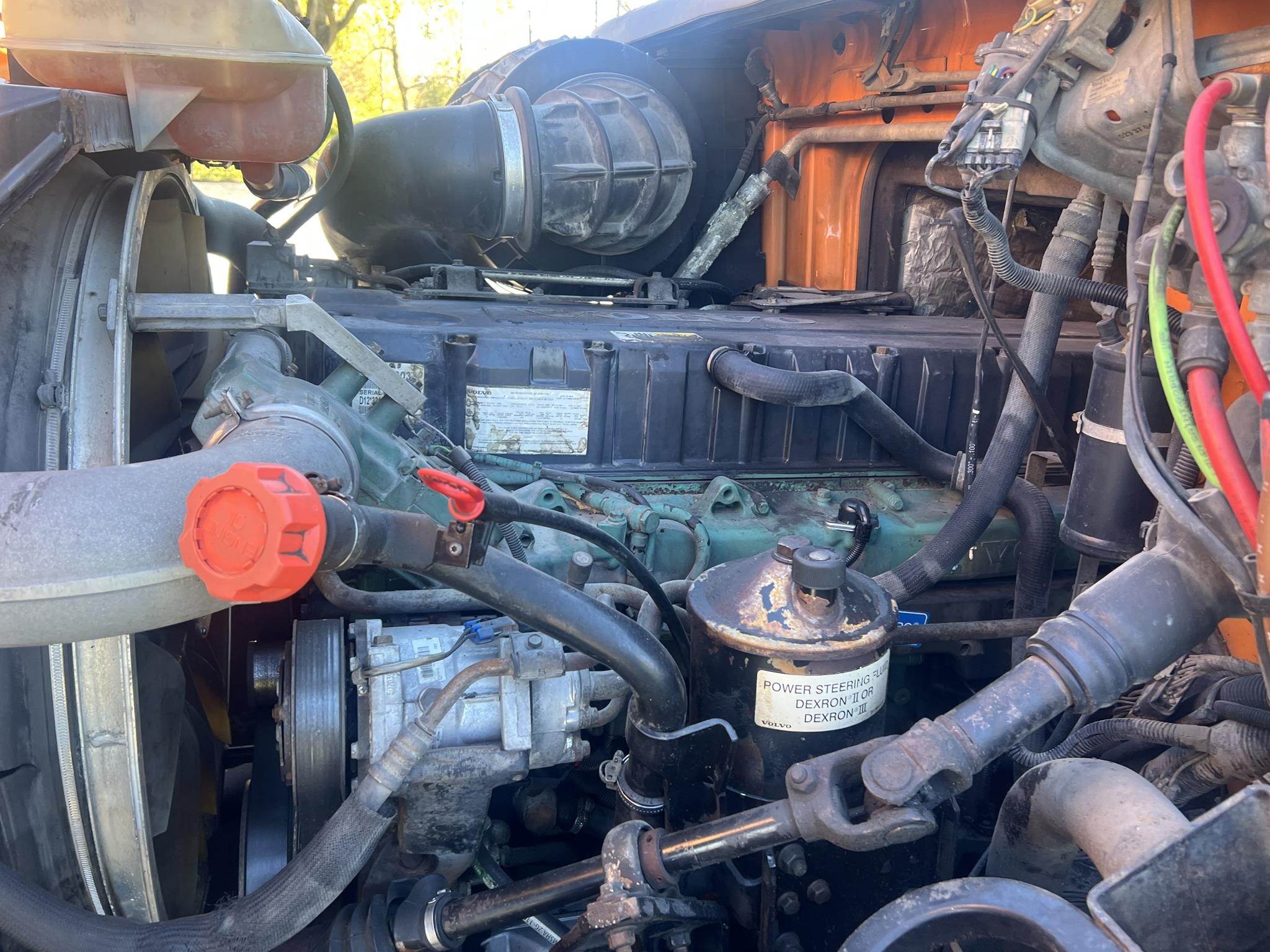 2004 VOLVO VHD64F200 10024177419 2004 VOLVO VHD64F200 10024177419