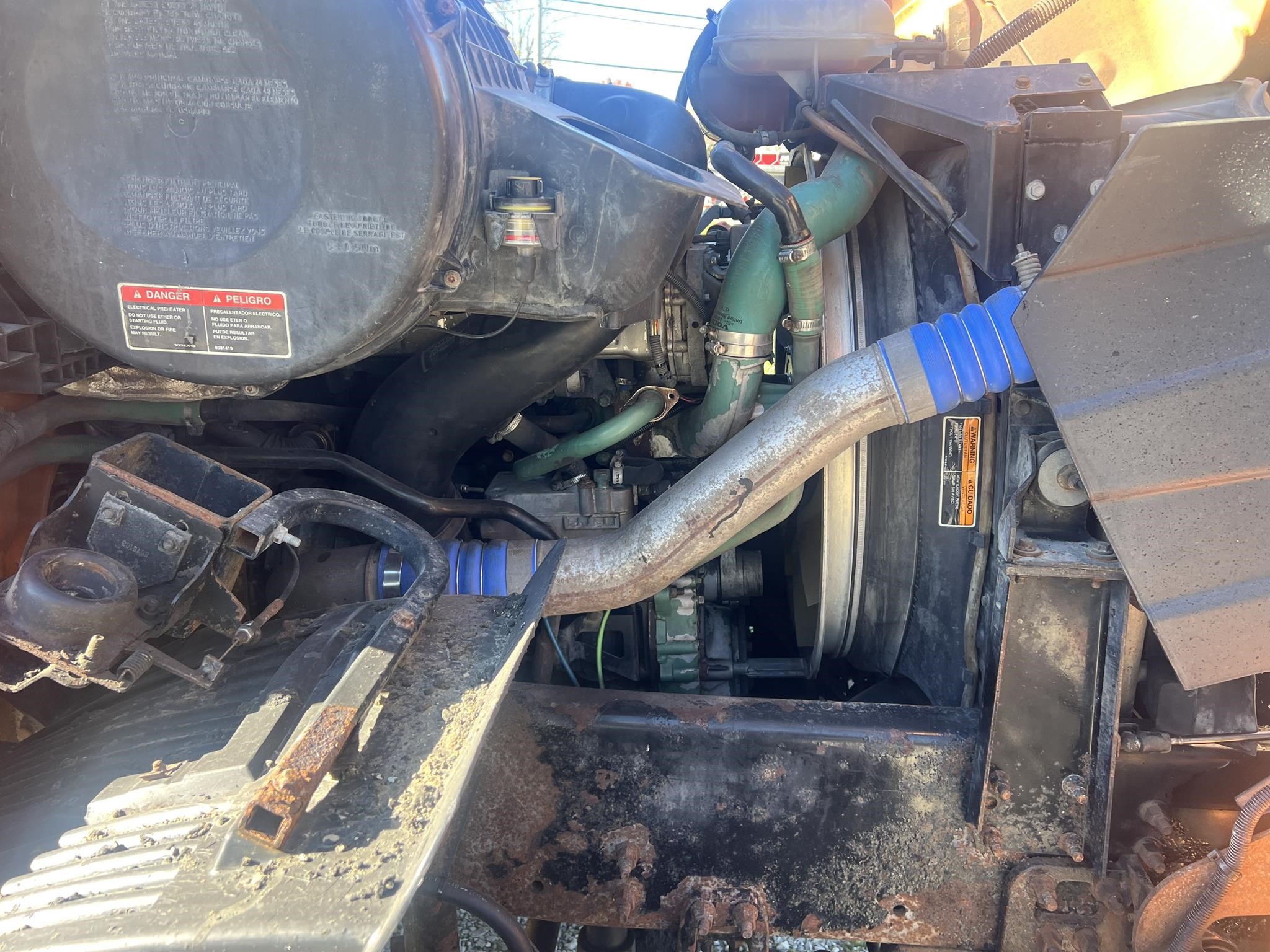 2004 VOLVO VHD64F200 10024177422 2004 VOLVO VHD64F200 10024177422