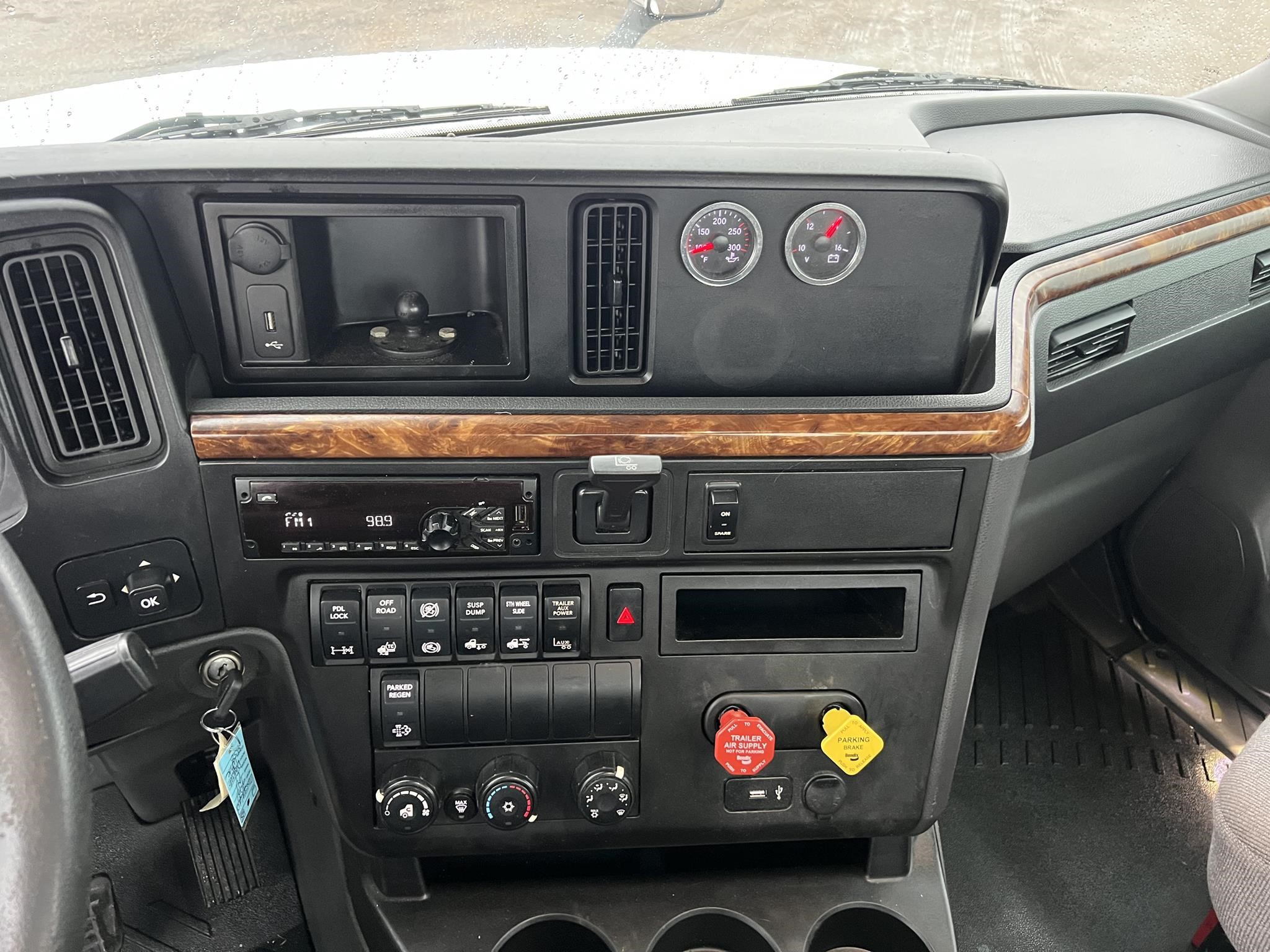 2021 INTERNATIONAL LT 10026539629 2021 INTERNATIONAL LT 10026539629