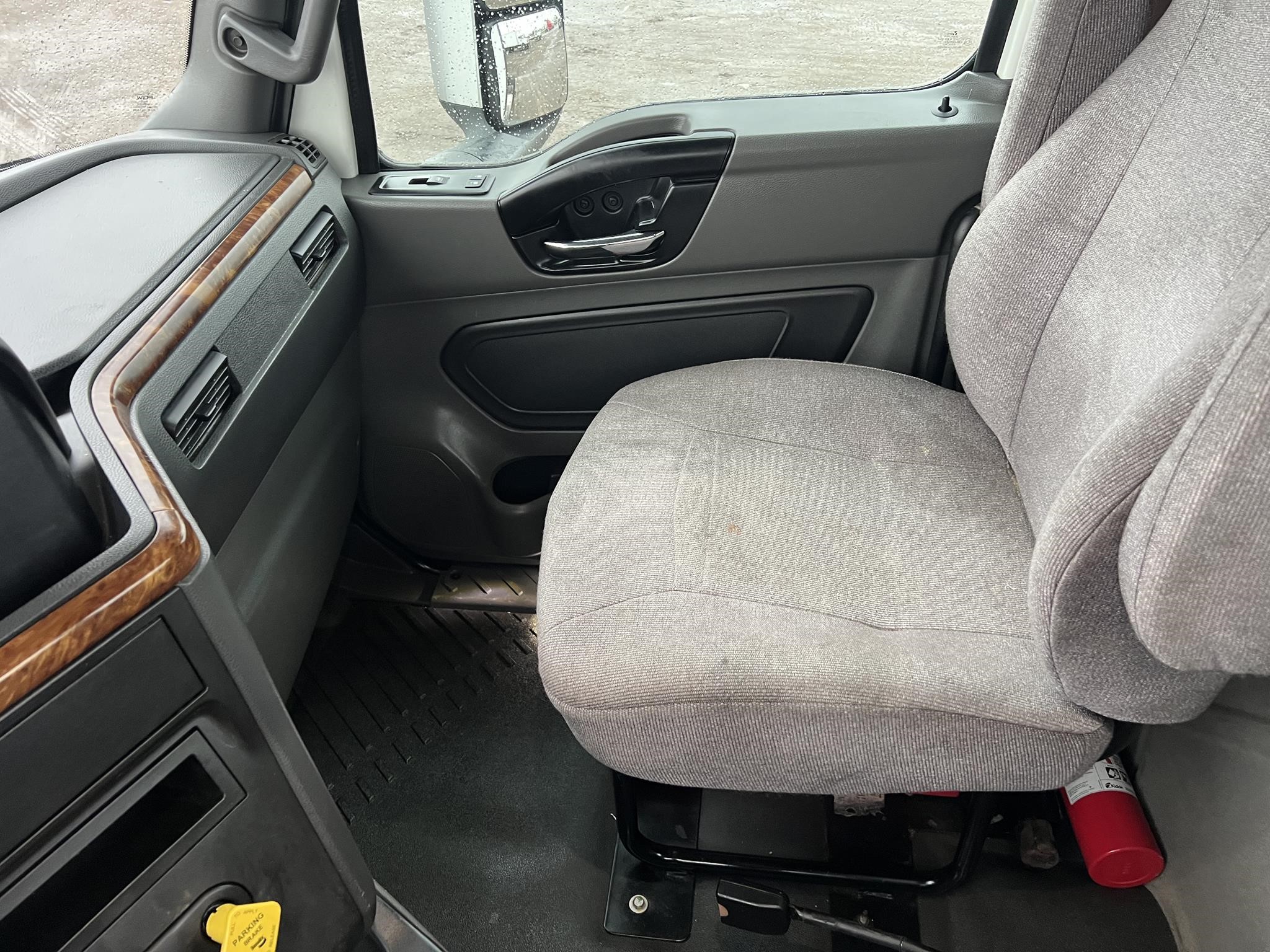 2021 INTERNATIONAL LT 10026539675 2021 INTERNATIONAL LT 10026539675