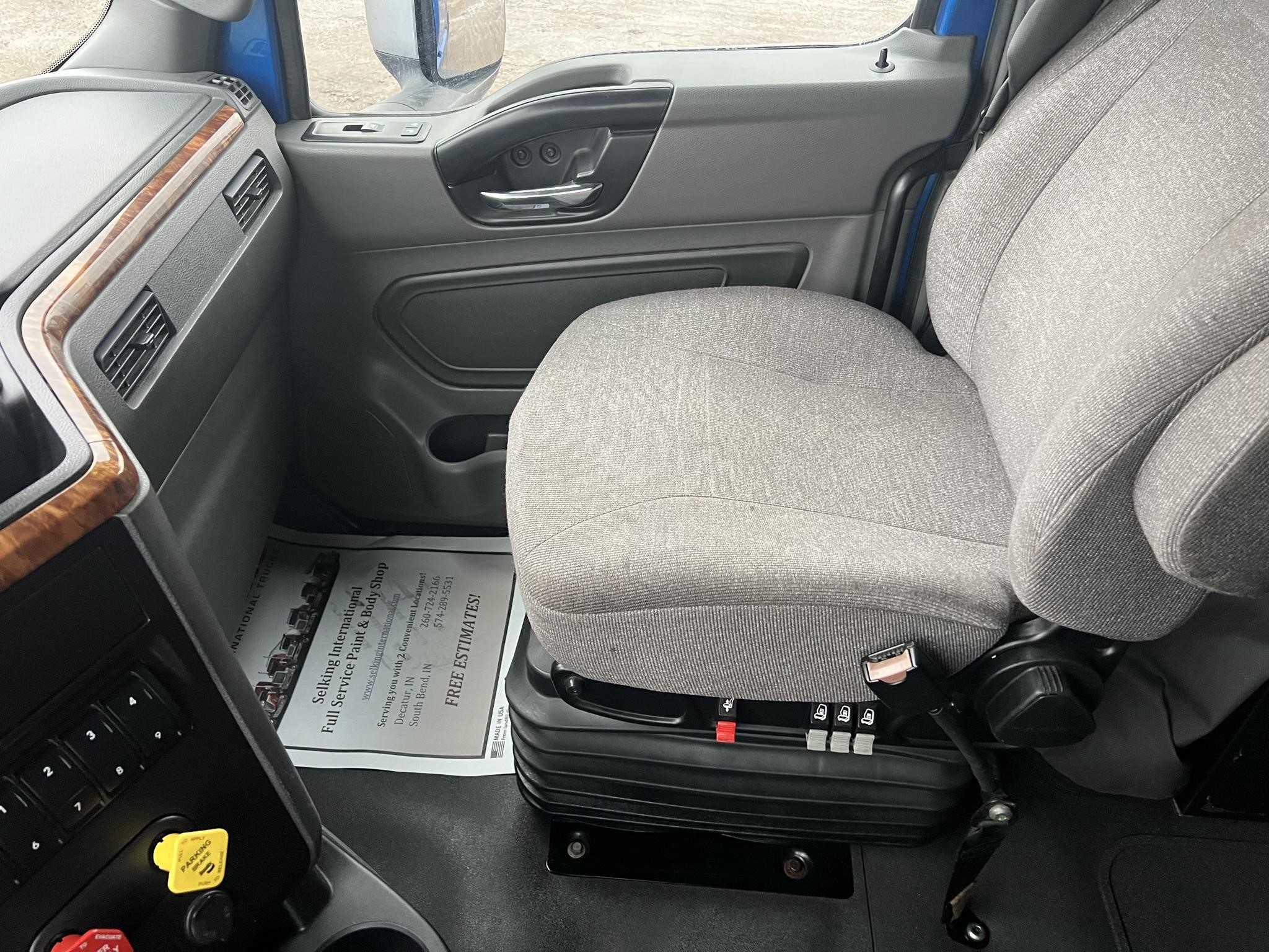 2022 INTERNATIONAL LT 10026548108 2022 INTERNATIONAL LT 10026548108