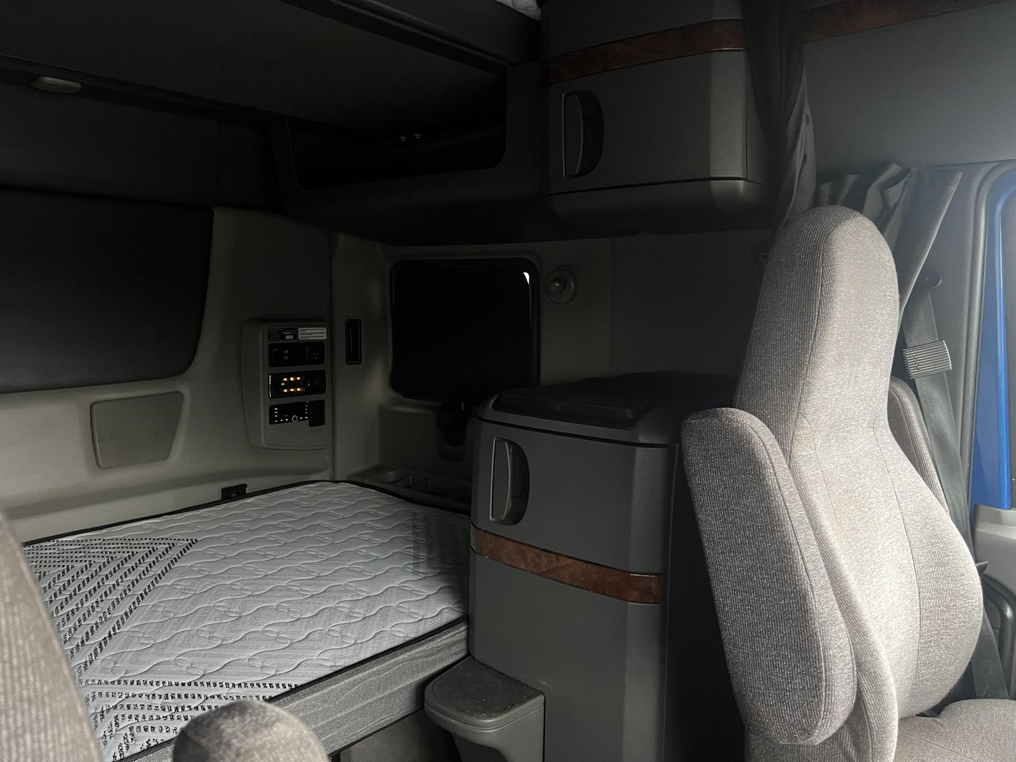 2022 INTERNATIONAL LT 10026548138 2022 INTERNATIONAL LT 10026548138