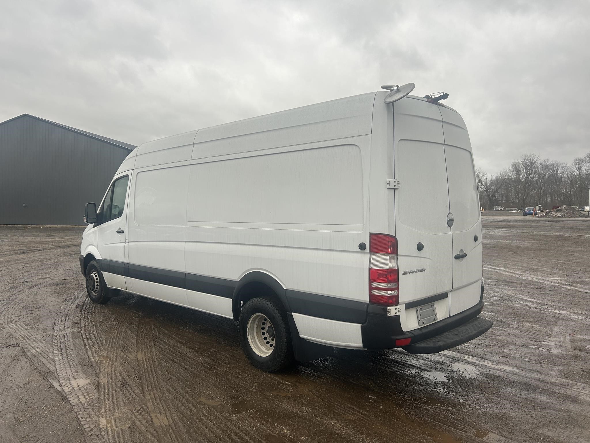 2017 FREIGHTLINER SPRINTER 3500 2017 FREIGHTLINER SPRINTER 3500 - image 5 of 6