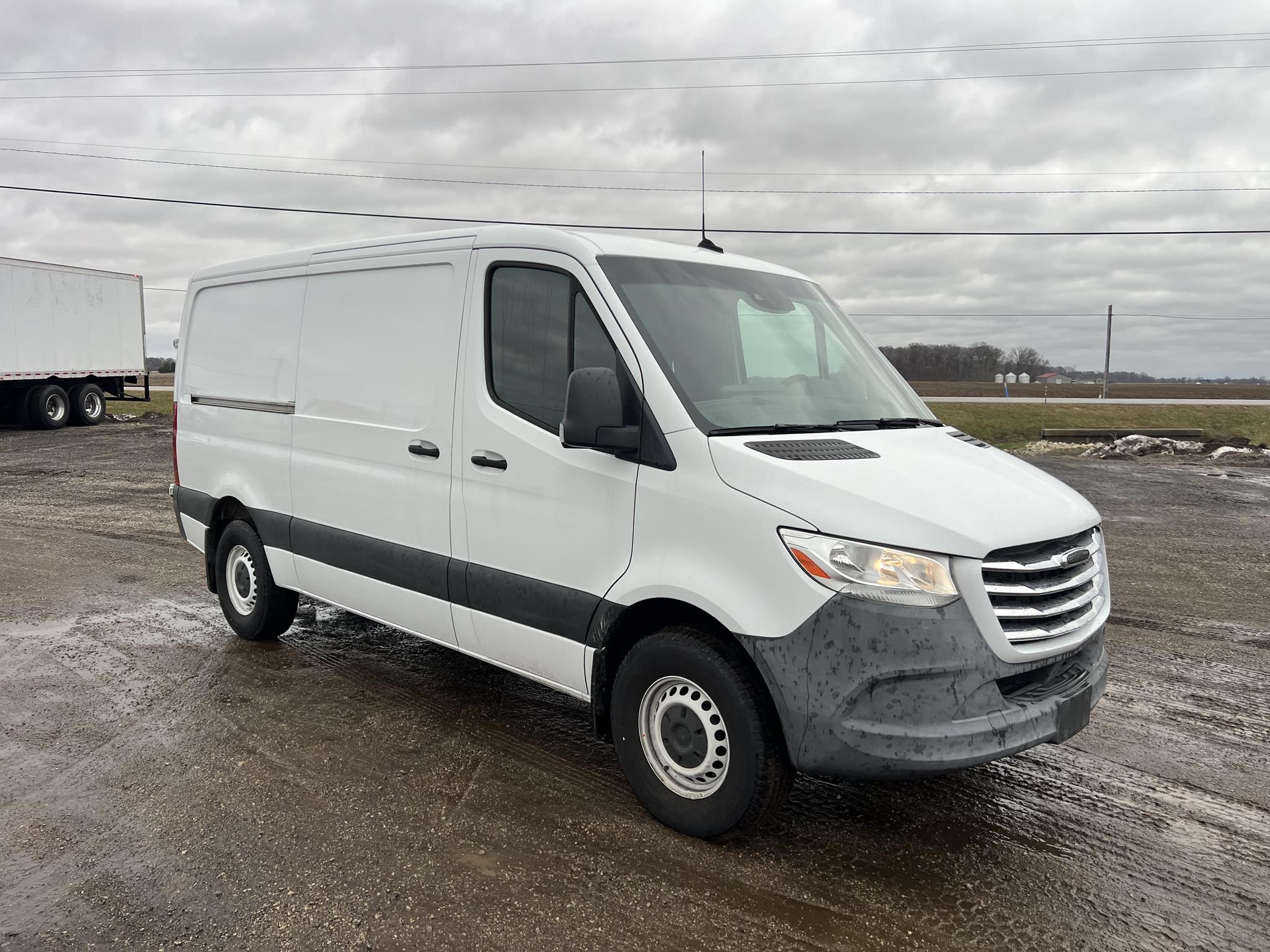 2020 FREIGHTLINER SPRINTER 2500 2020 FREIGHTLINER SPRINTER 2500 - image 2 of 6