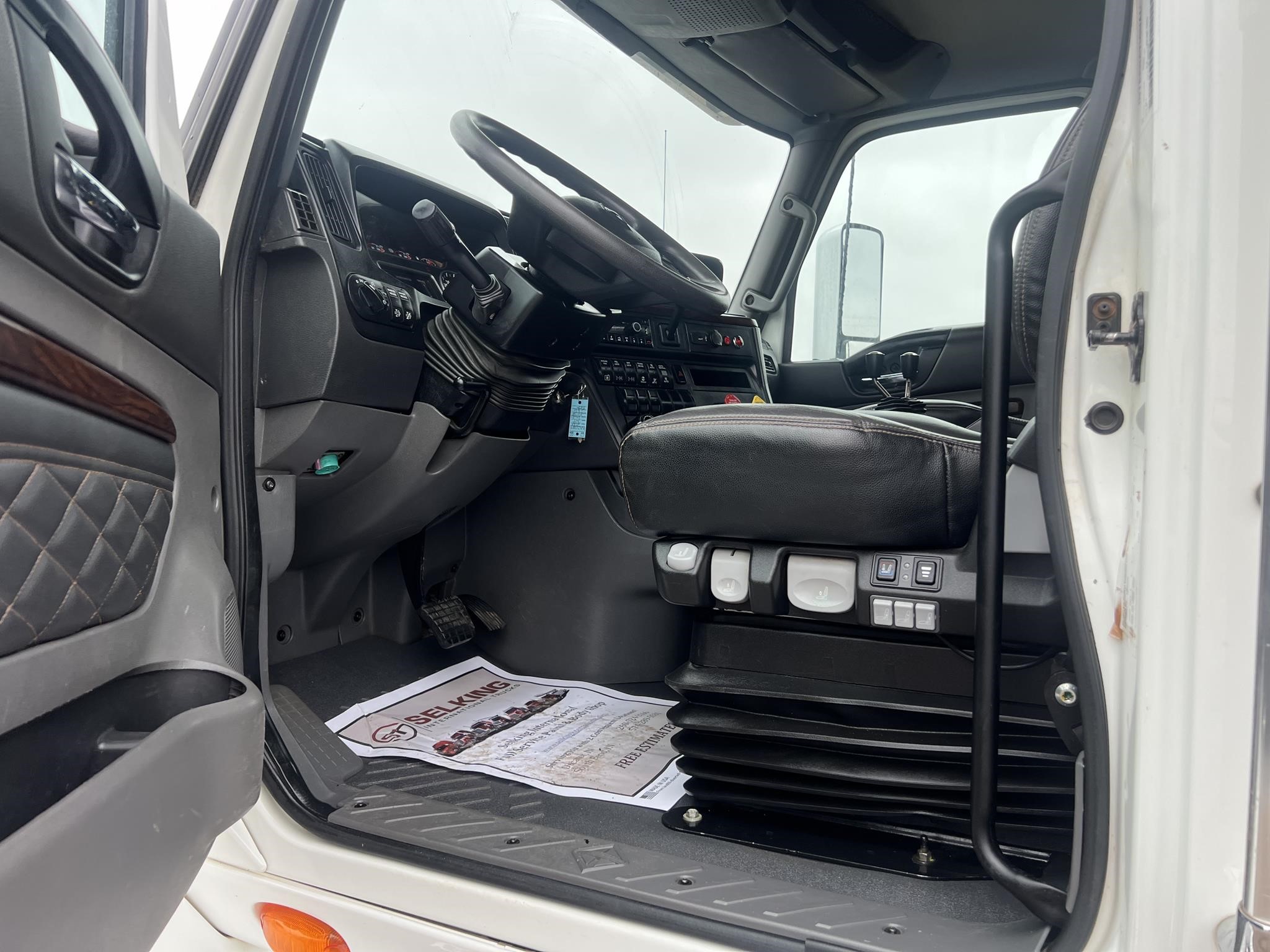 2022 INTERNATIONAL HX 2022 INTERNATIONAL HX - image 6 of 6