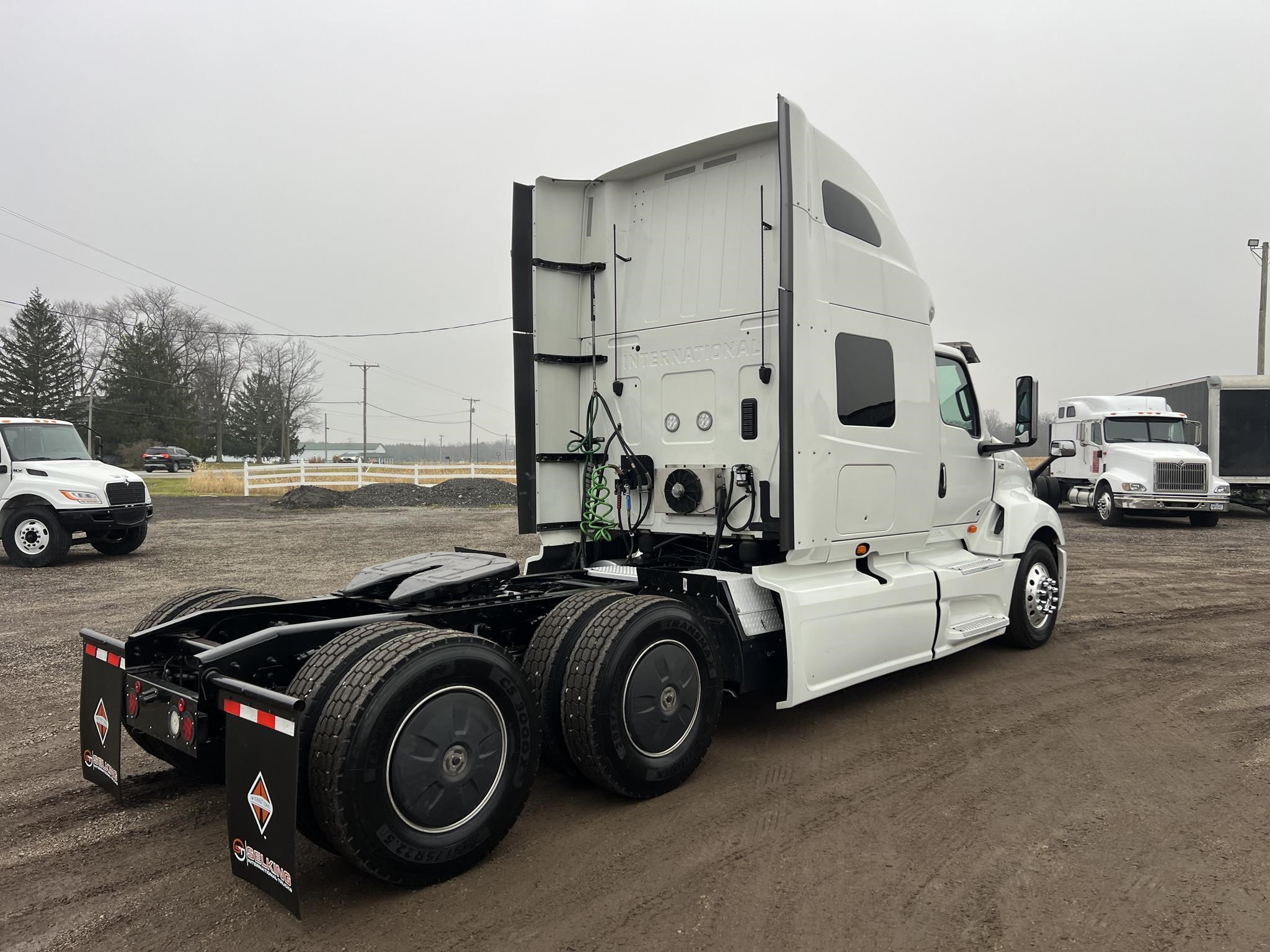 2023 INTERNATIONAL LT 2023 INTERNATIONAL LT - image 3 of 6