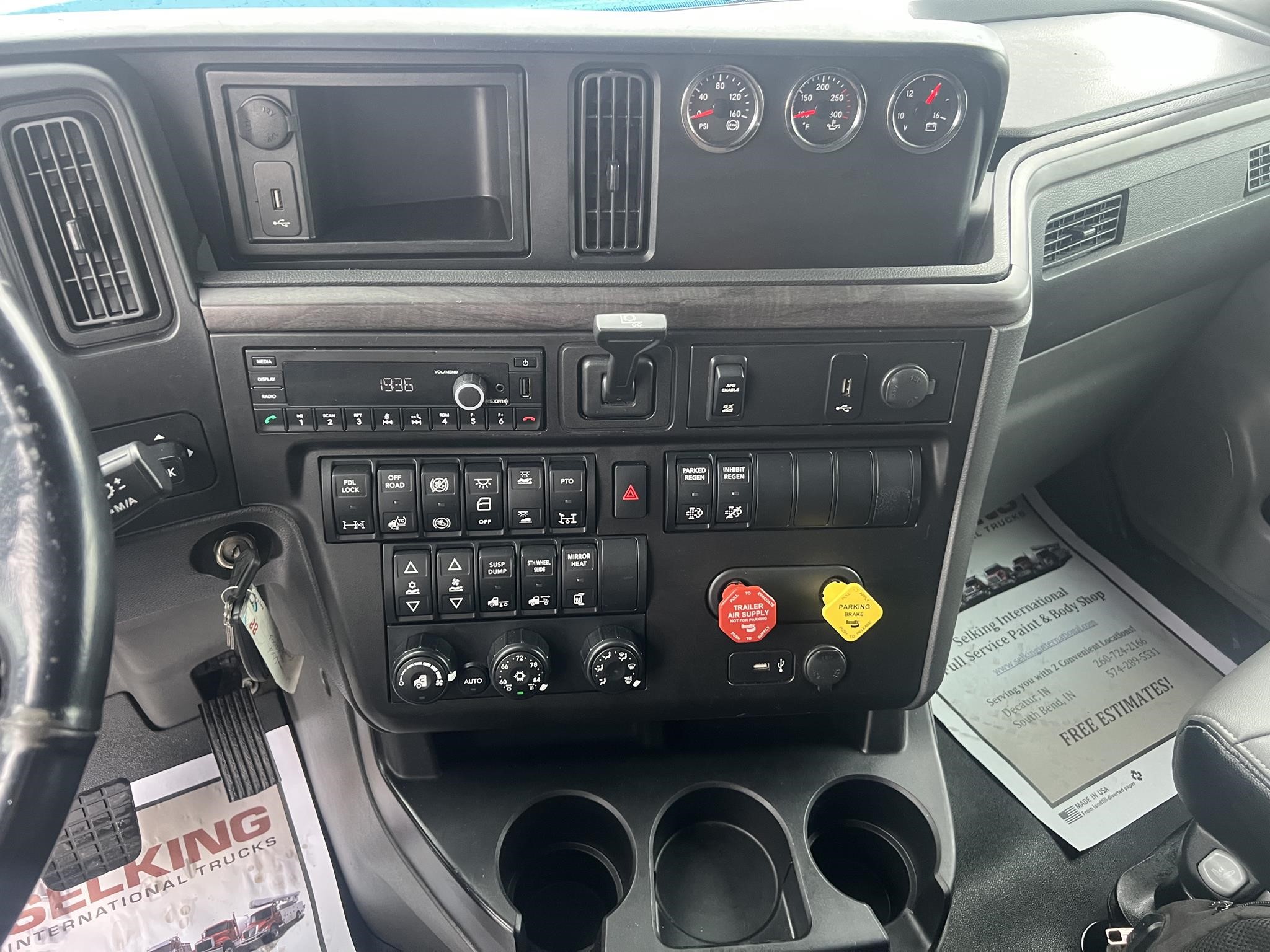 2023 INTERNATIONAL LT 10027600786 2023 INTERNATIONAL LT 10027600786