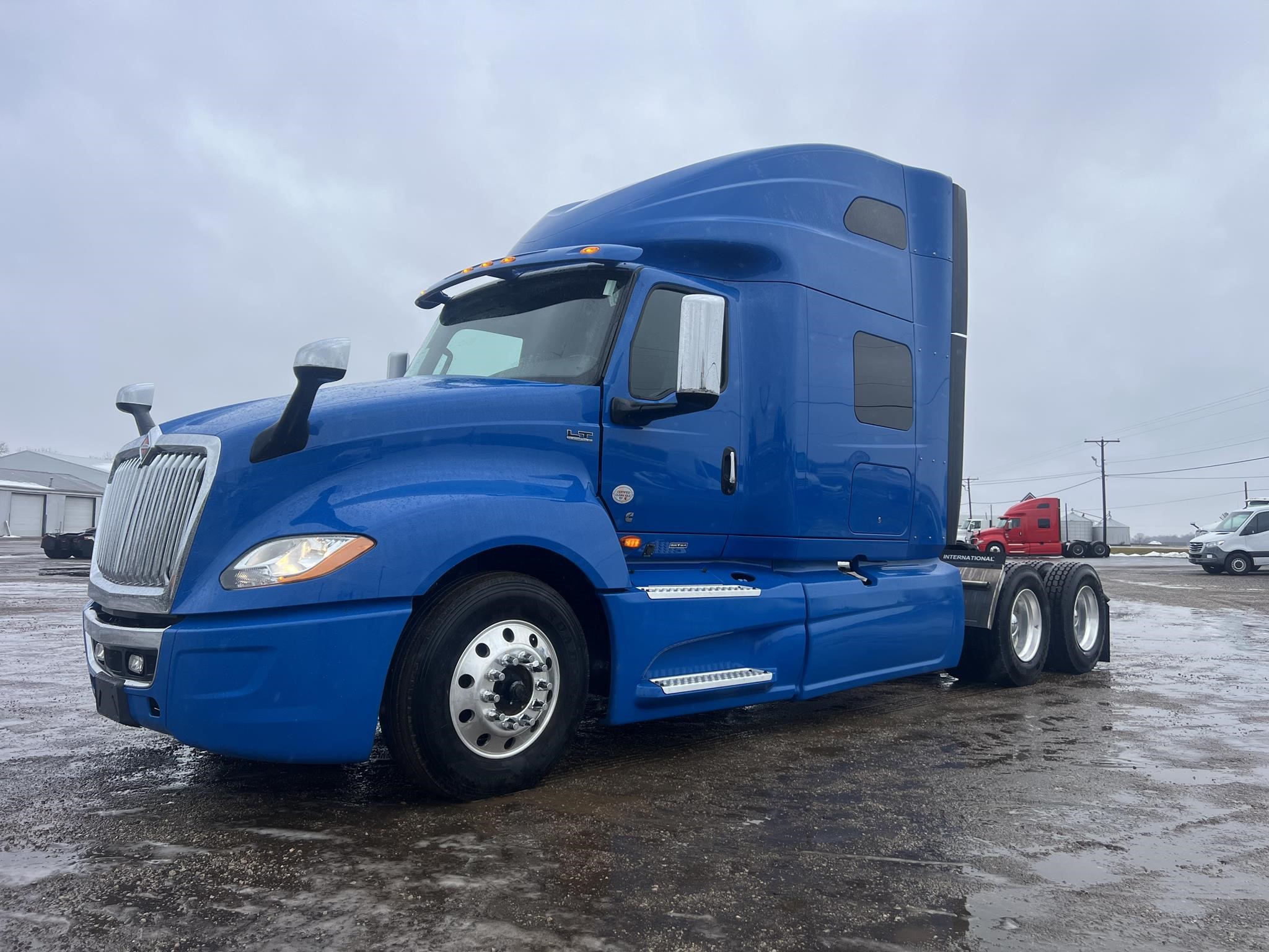 2023 INTERNATIONAL LT 2023 INTERNATIONAL LT - image 1 of 6