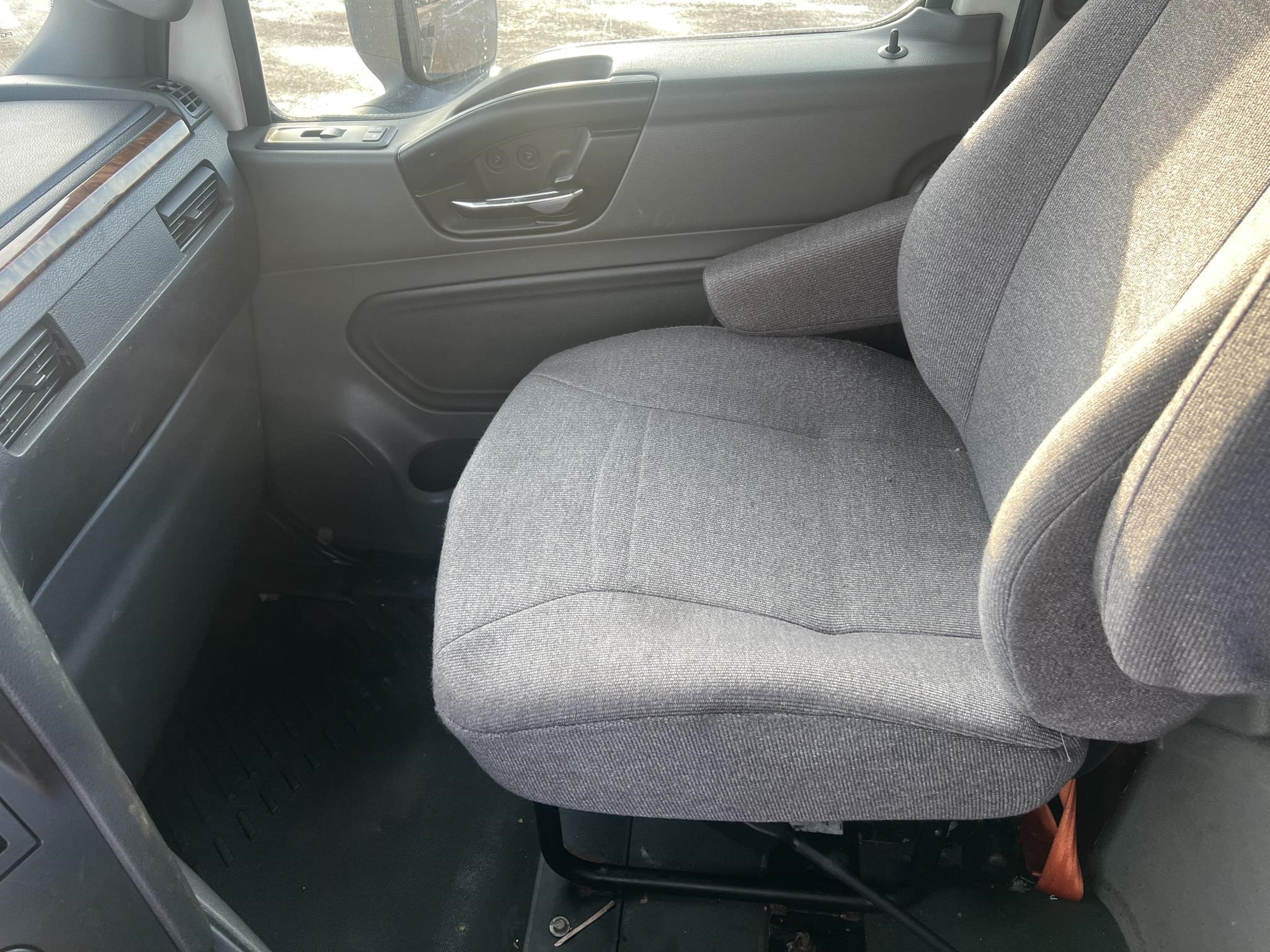 2019 INTERNATIONAL LT 10028379470 2019 INTERNATIONAL LT 10028379470